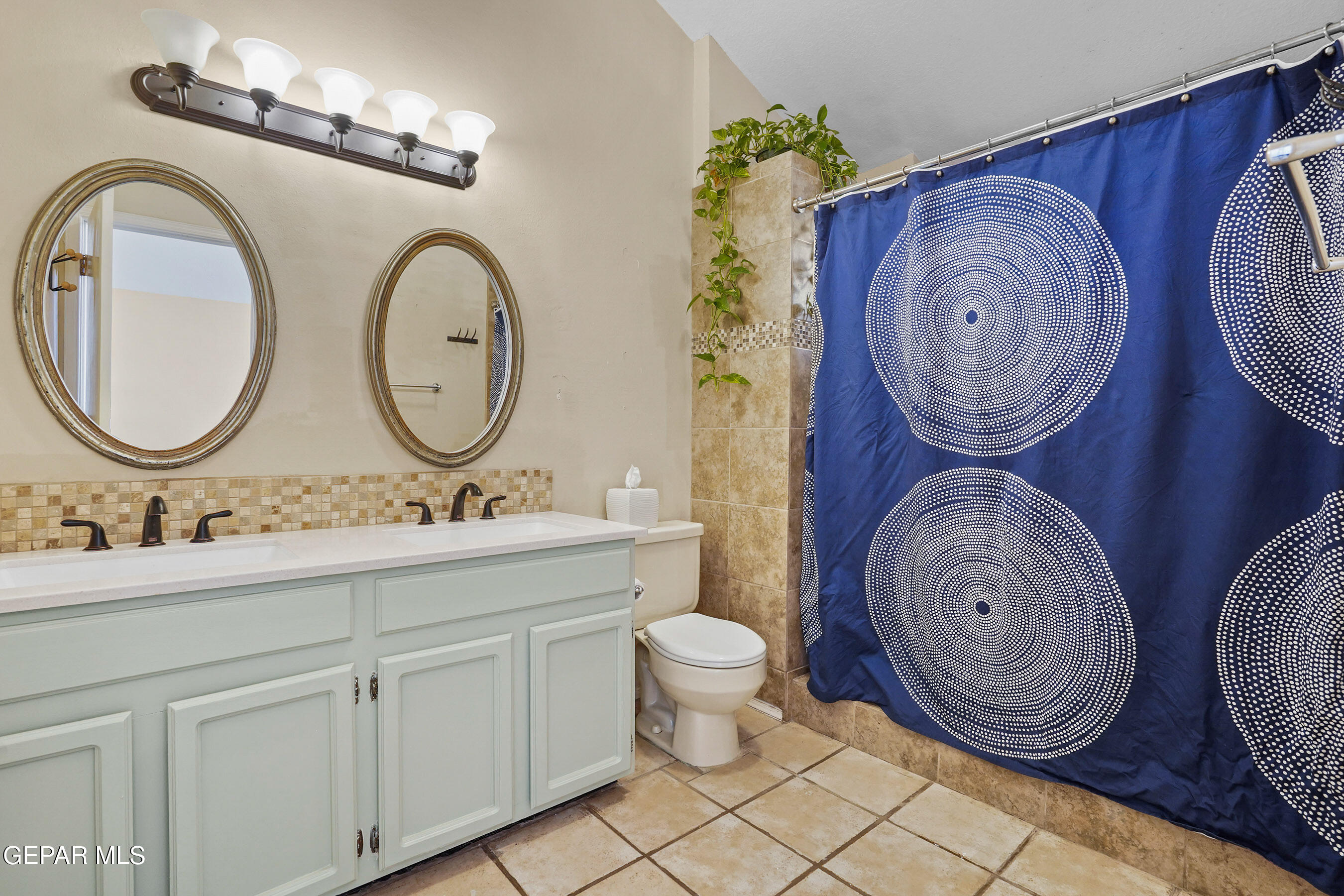 4405 LOMA HERMOSA Drive