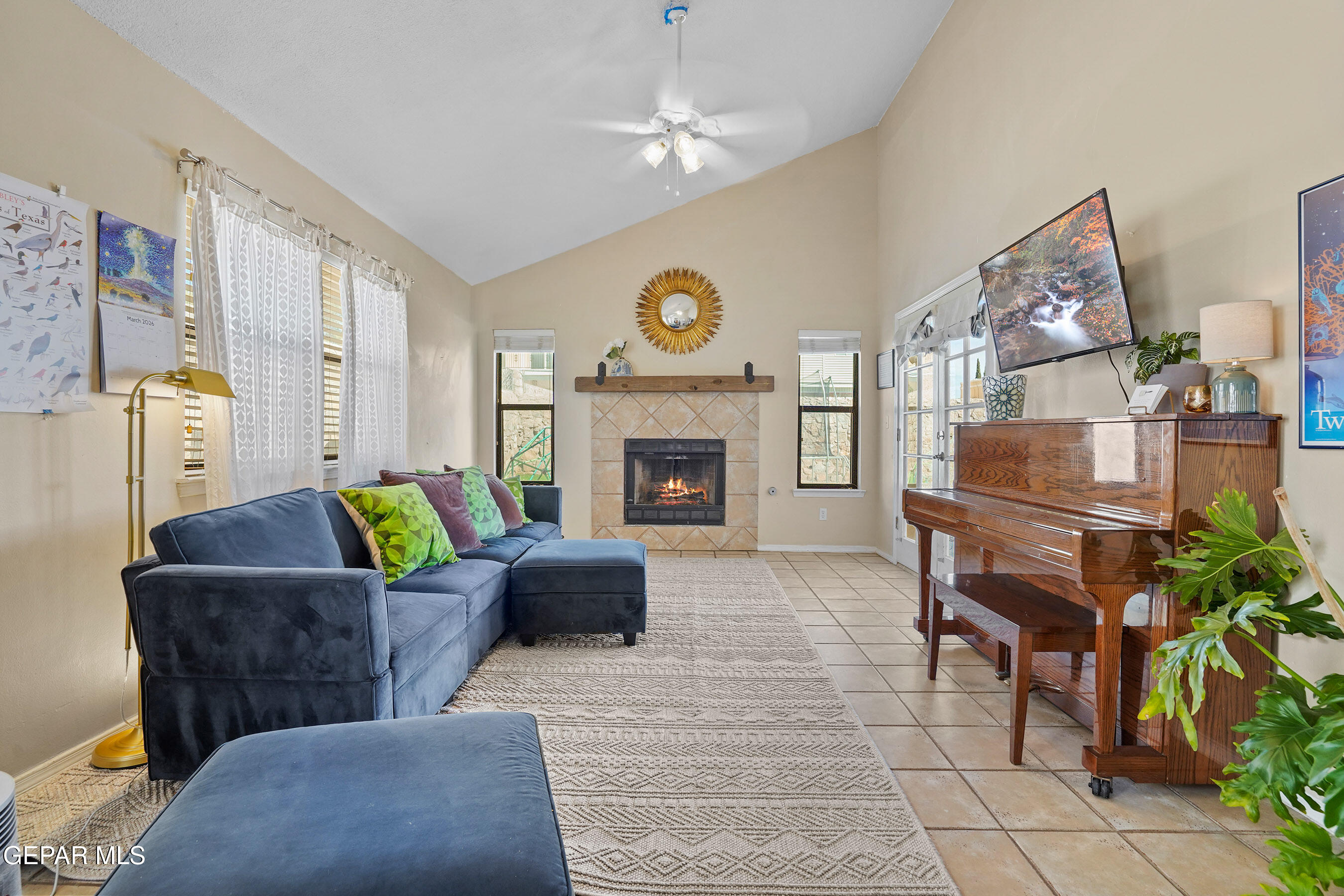 4405 LOMA HERMOSA Drive