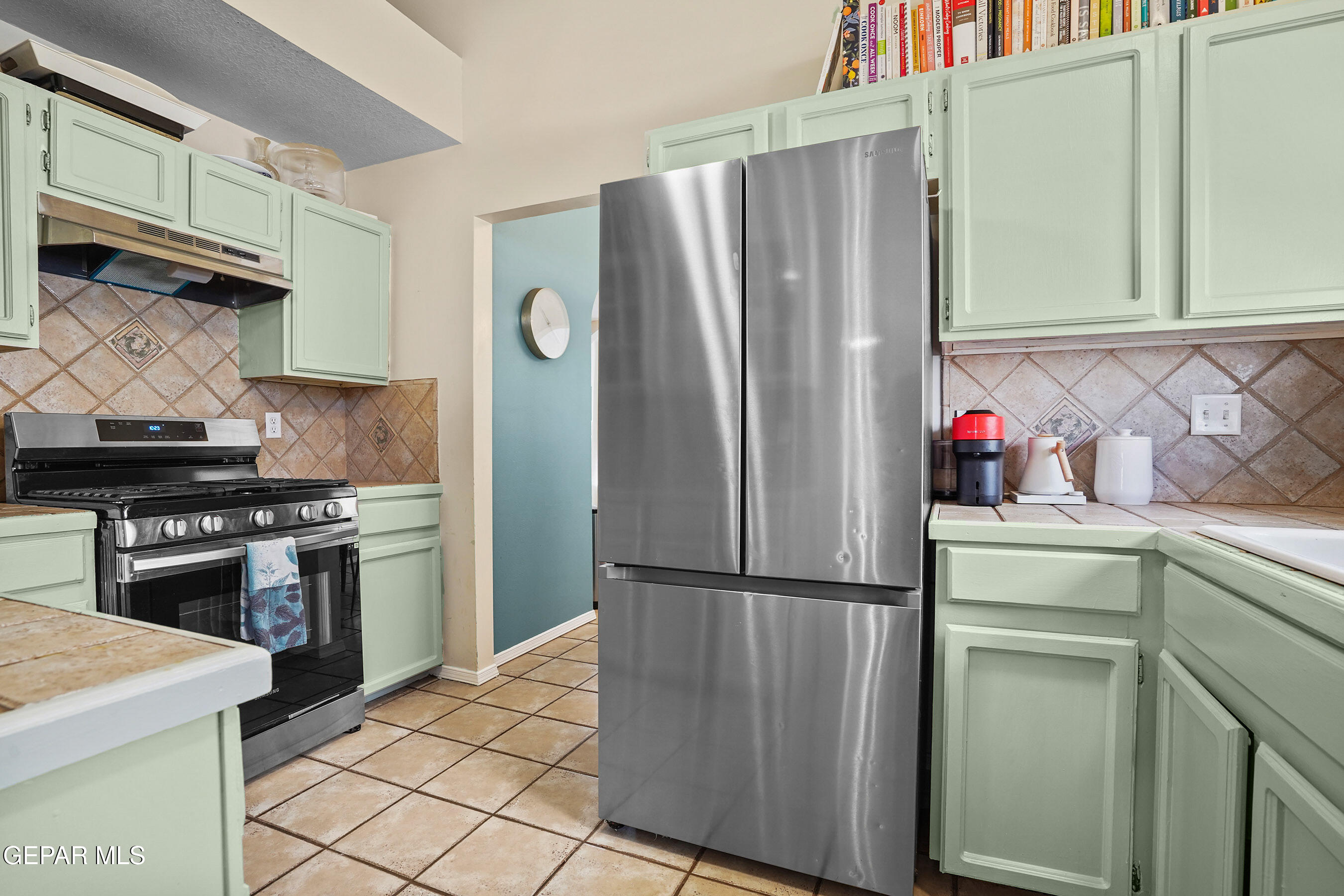 4405 LOMA HERMOSA Drive