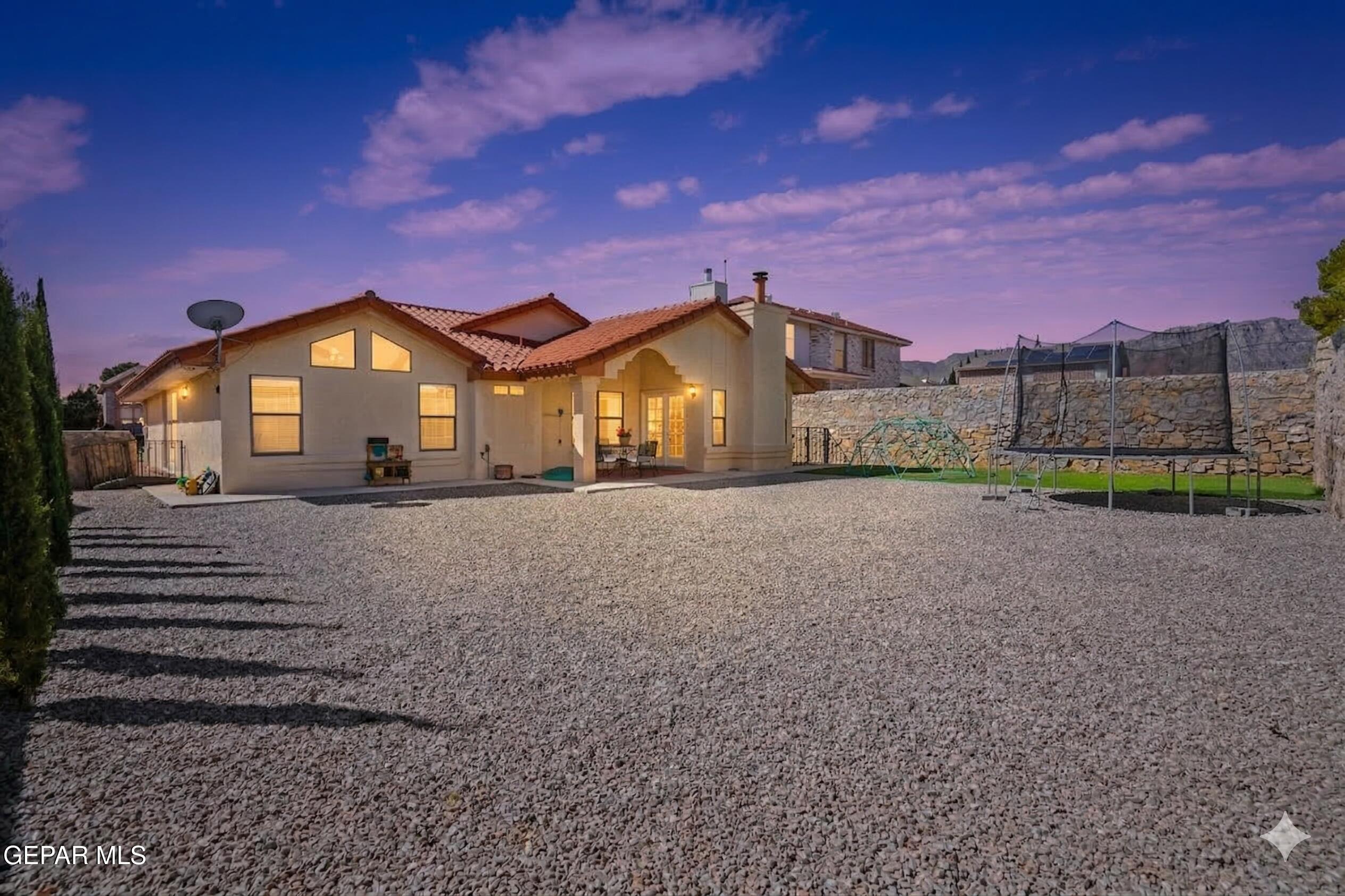 4405 LOMA HERMOSA Drive