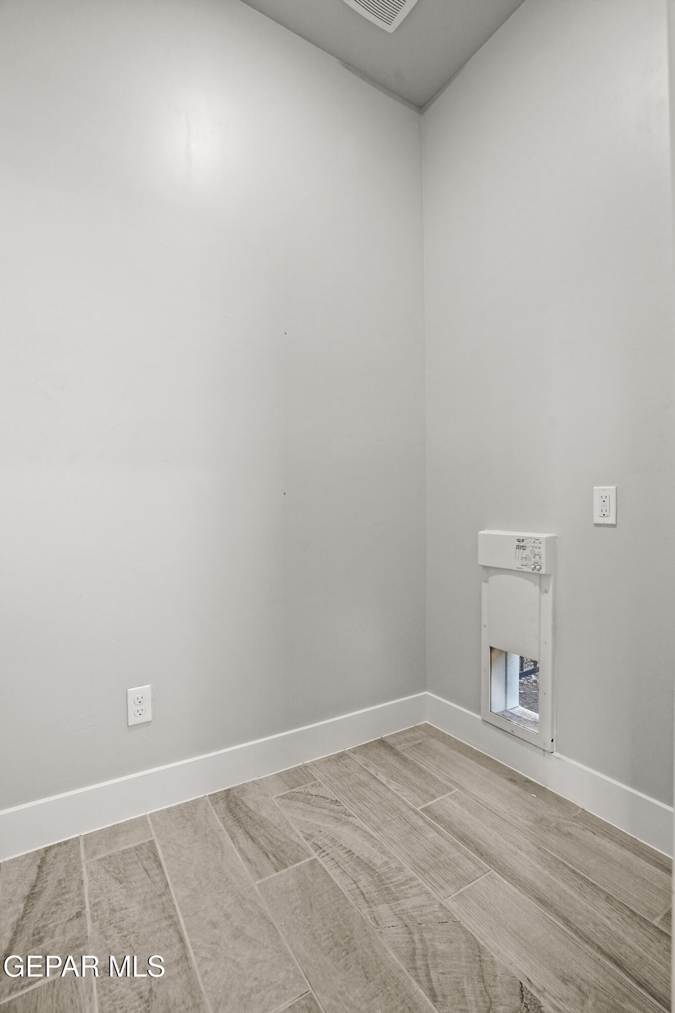 2248 Rocky Terrace Place