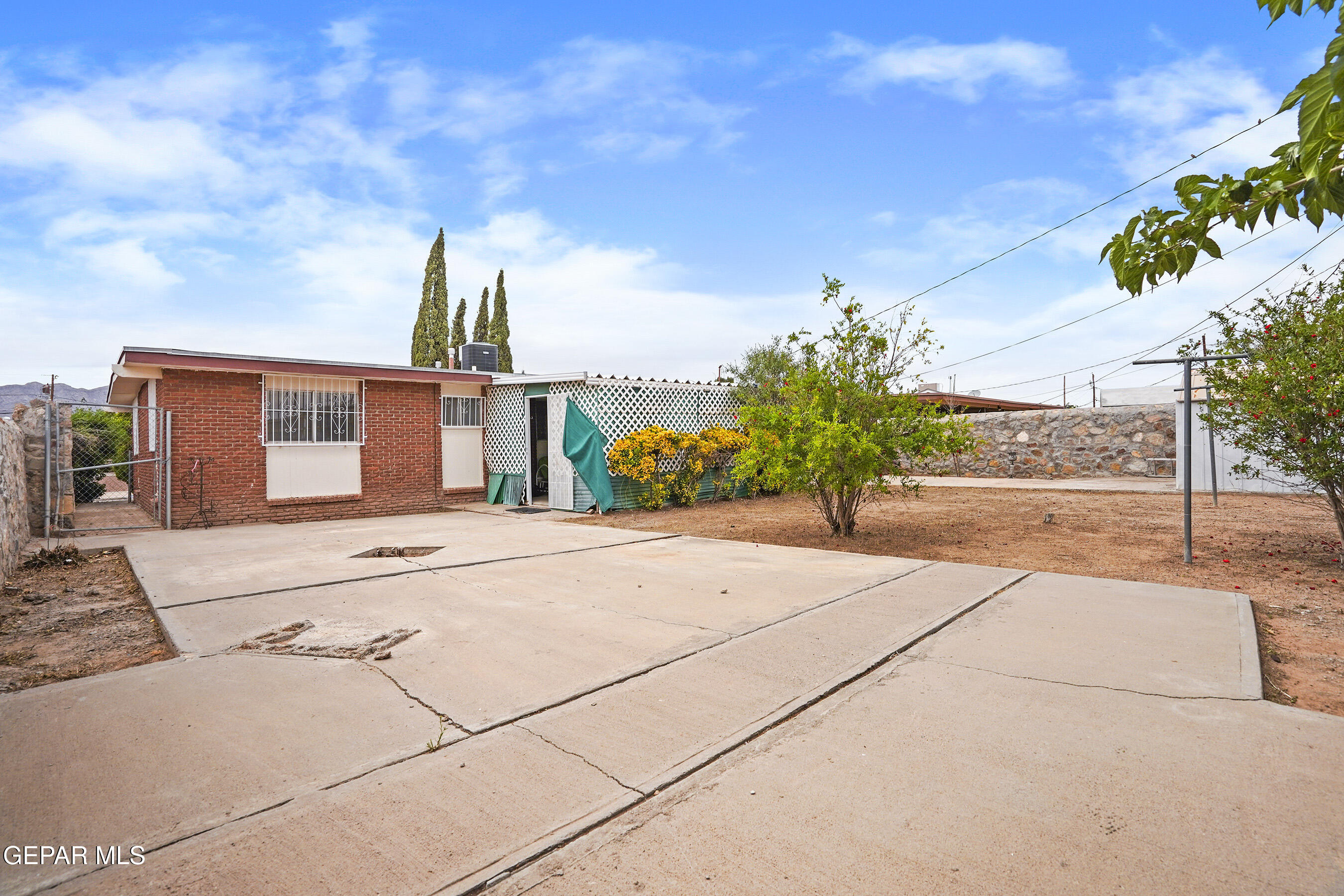 10442 TRIUMPH Drive