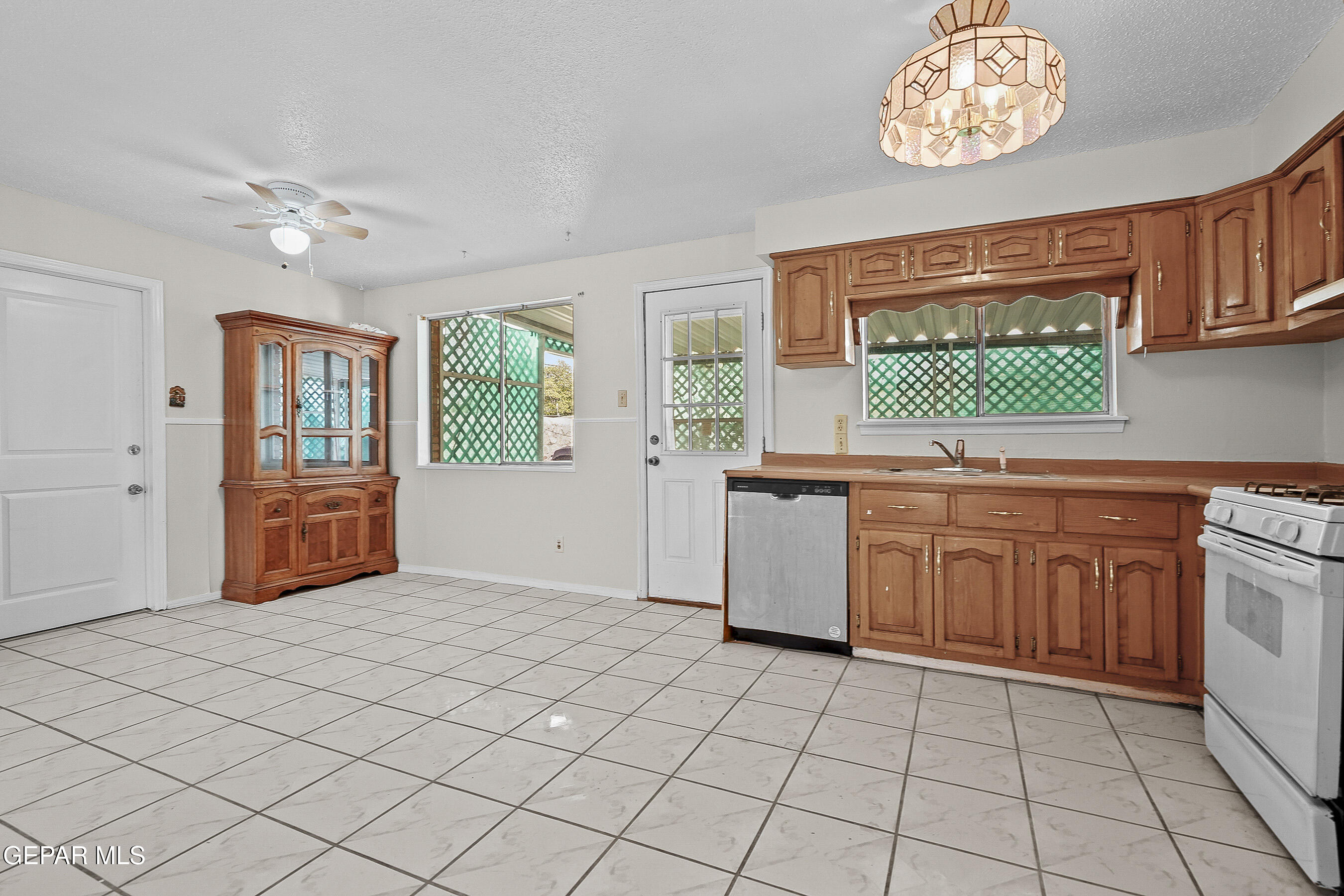10442 TRIUMPH Drive