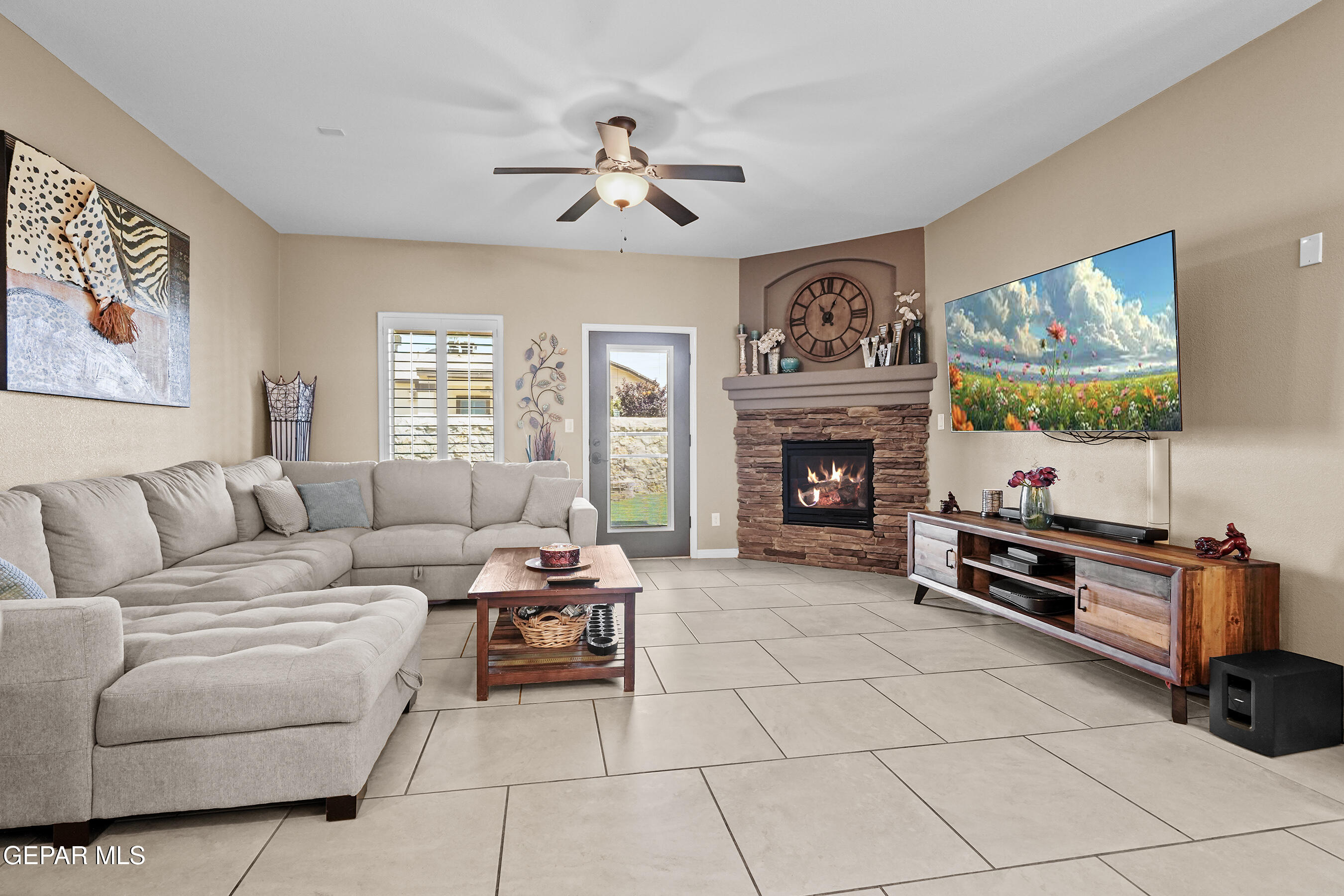 5433 ROBERTO AVALOS Court