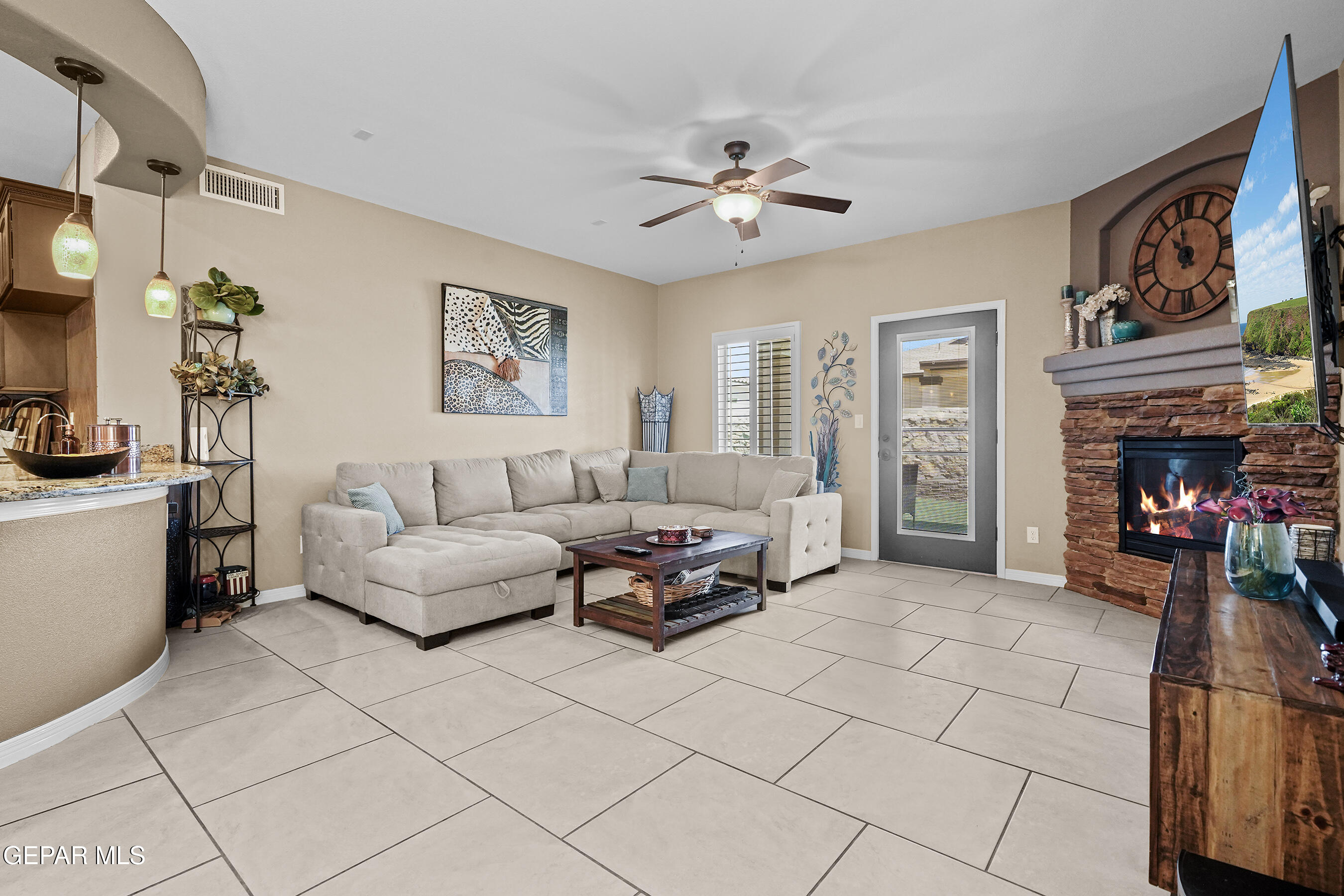 5433 ROBERTO AVALOS Court