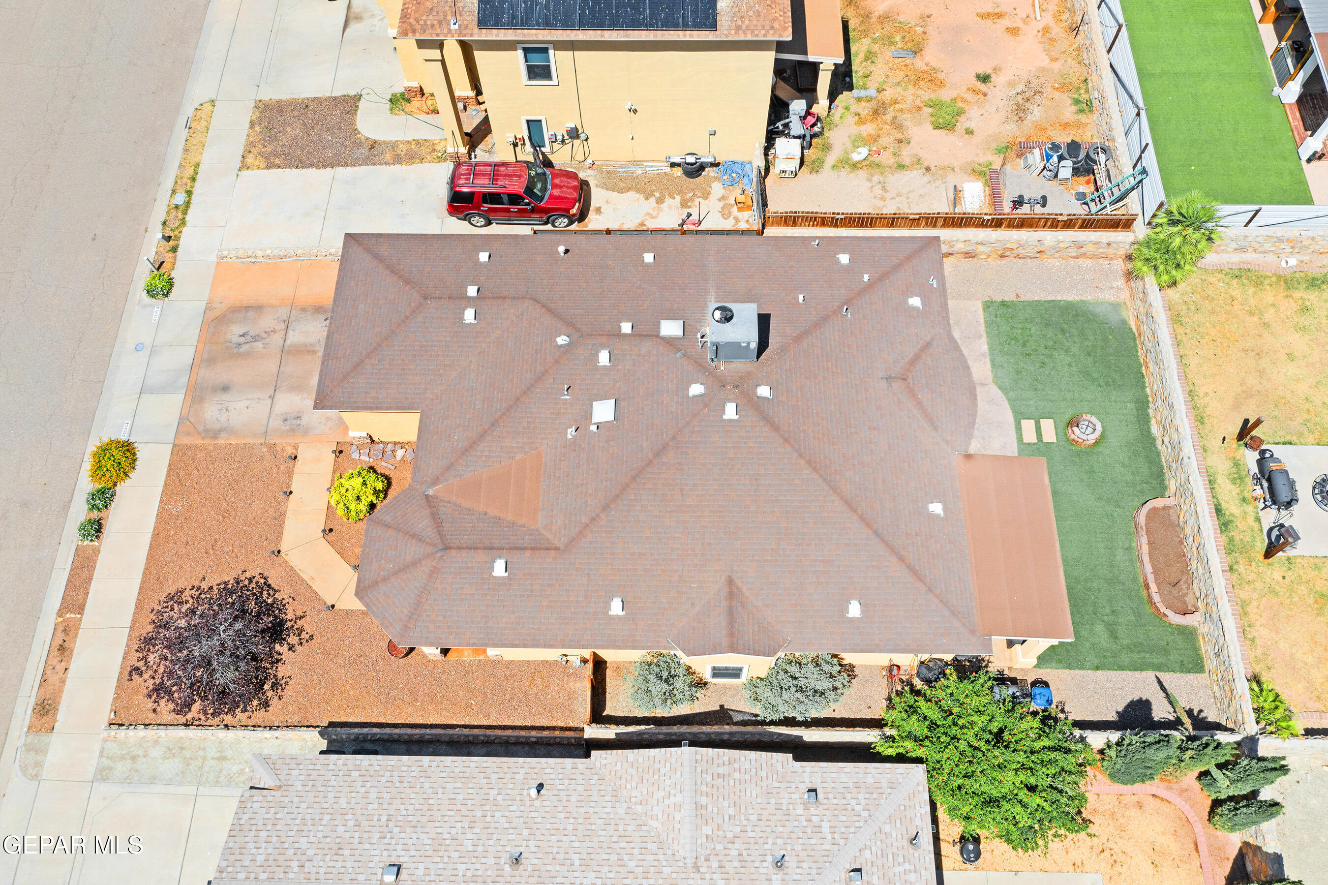 5433 ROBERTO AVALOS Court