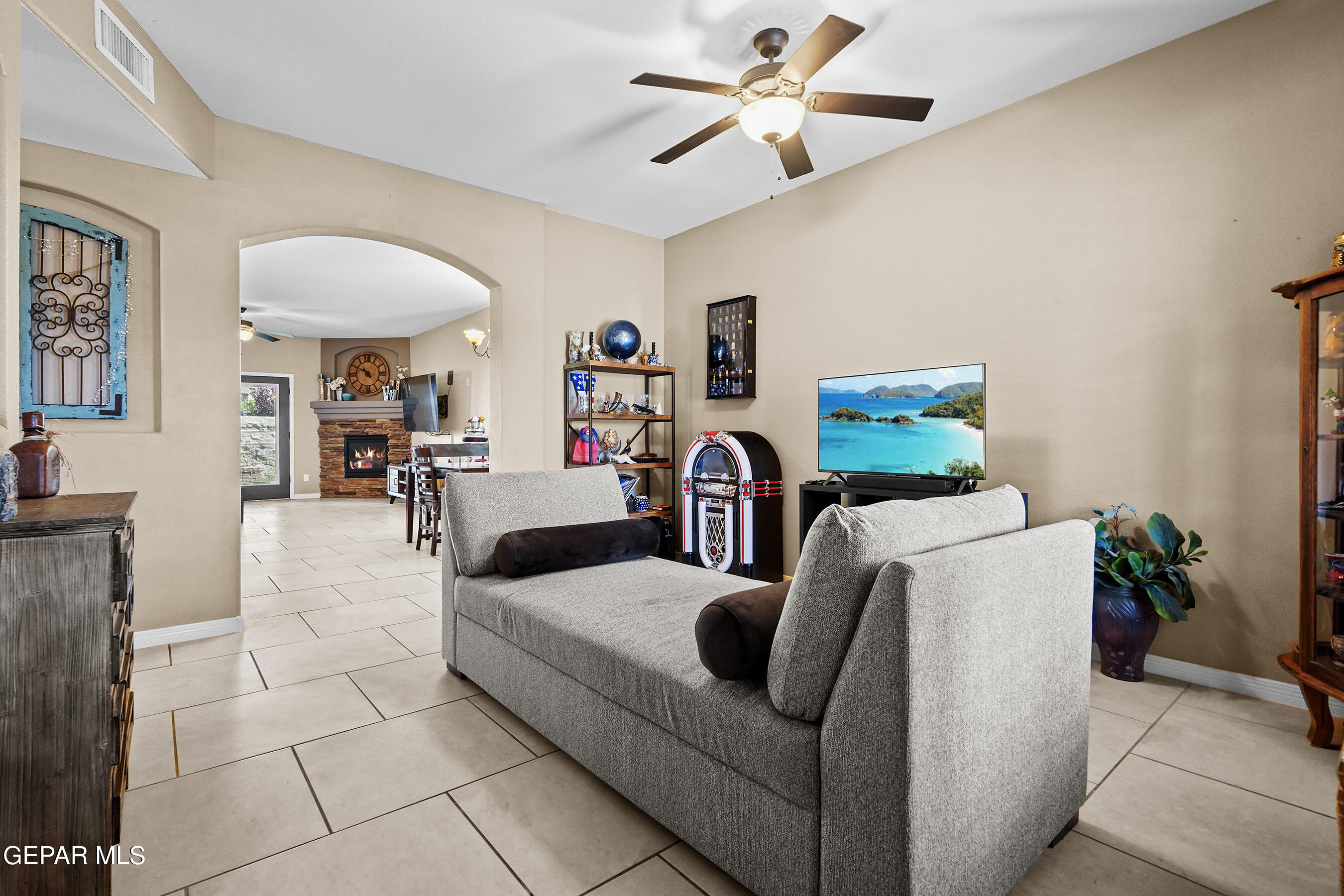 5433 ROBERTO AVALOS Court