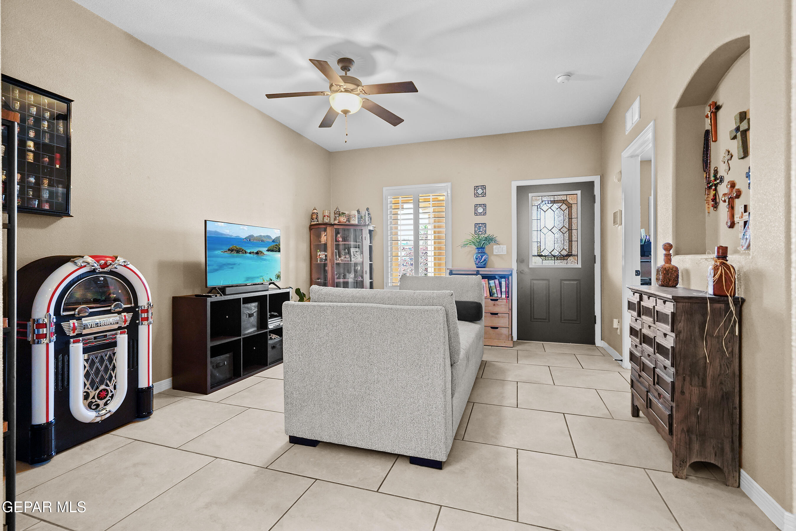 5433 ROBERTO AVALOS Court