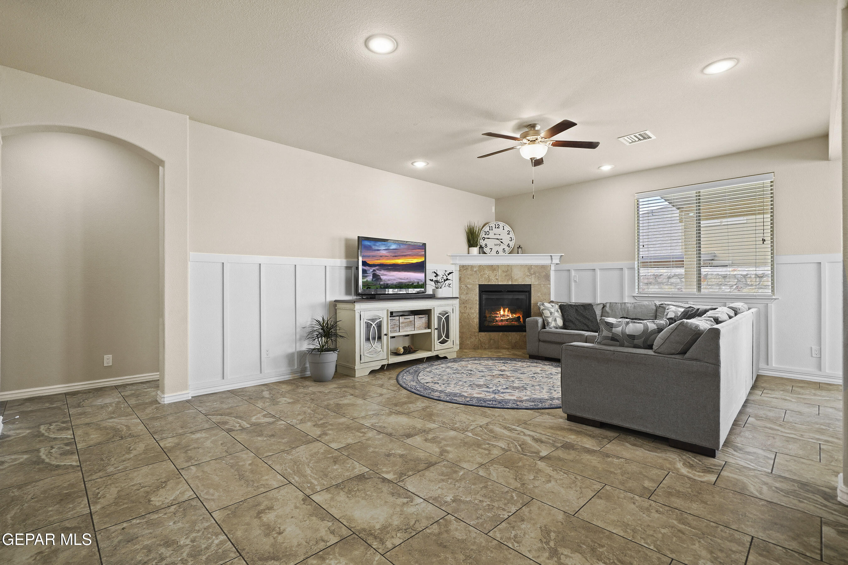 7392 MEADOW SAGE