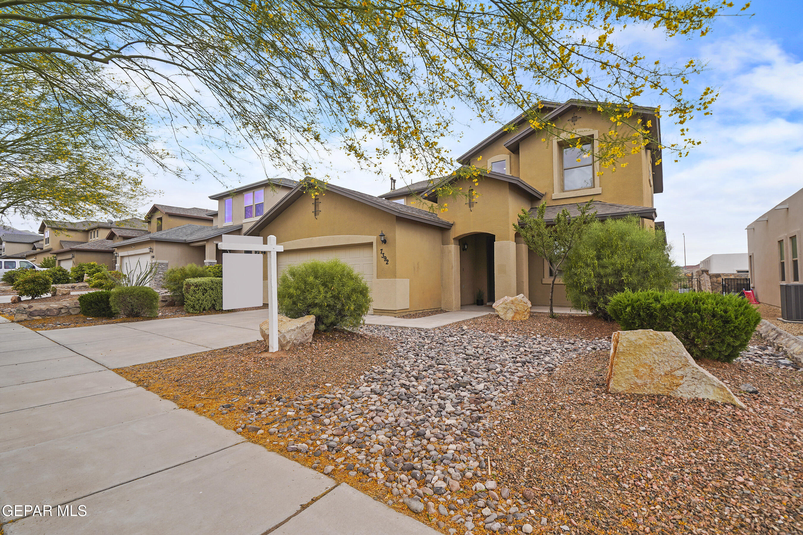 7392 MEADOW SAGE