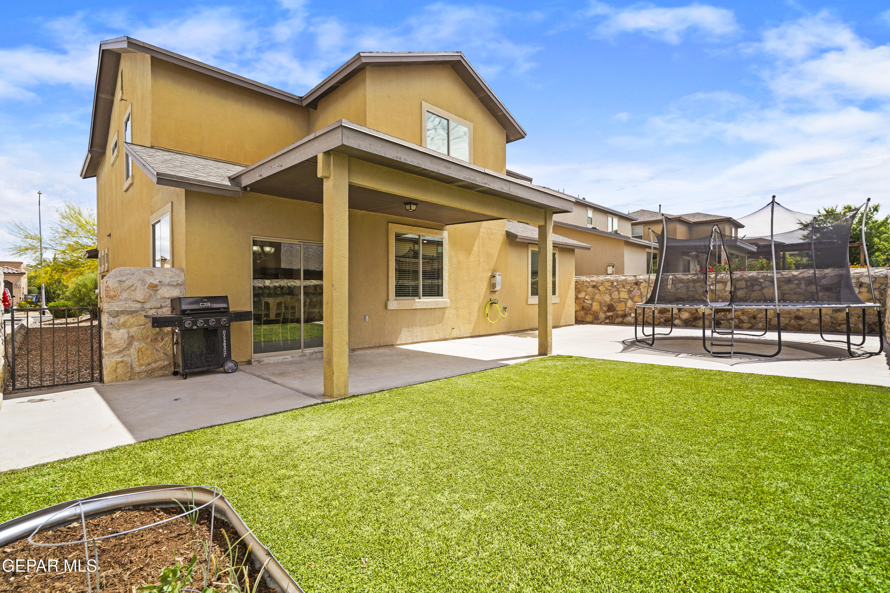 7392 MEADOW SAGE