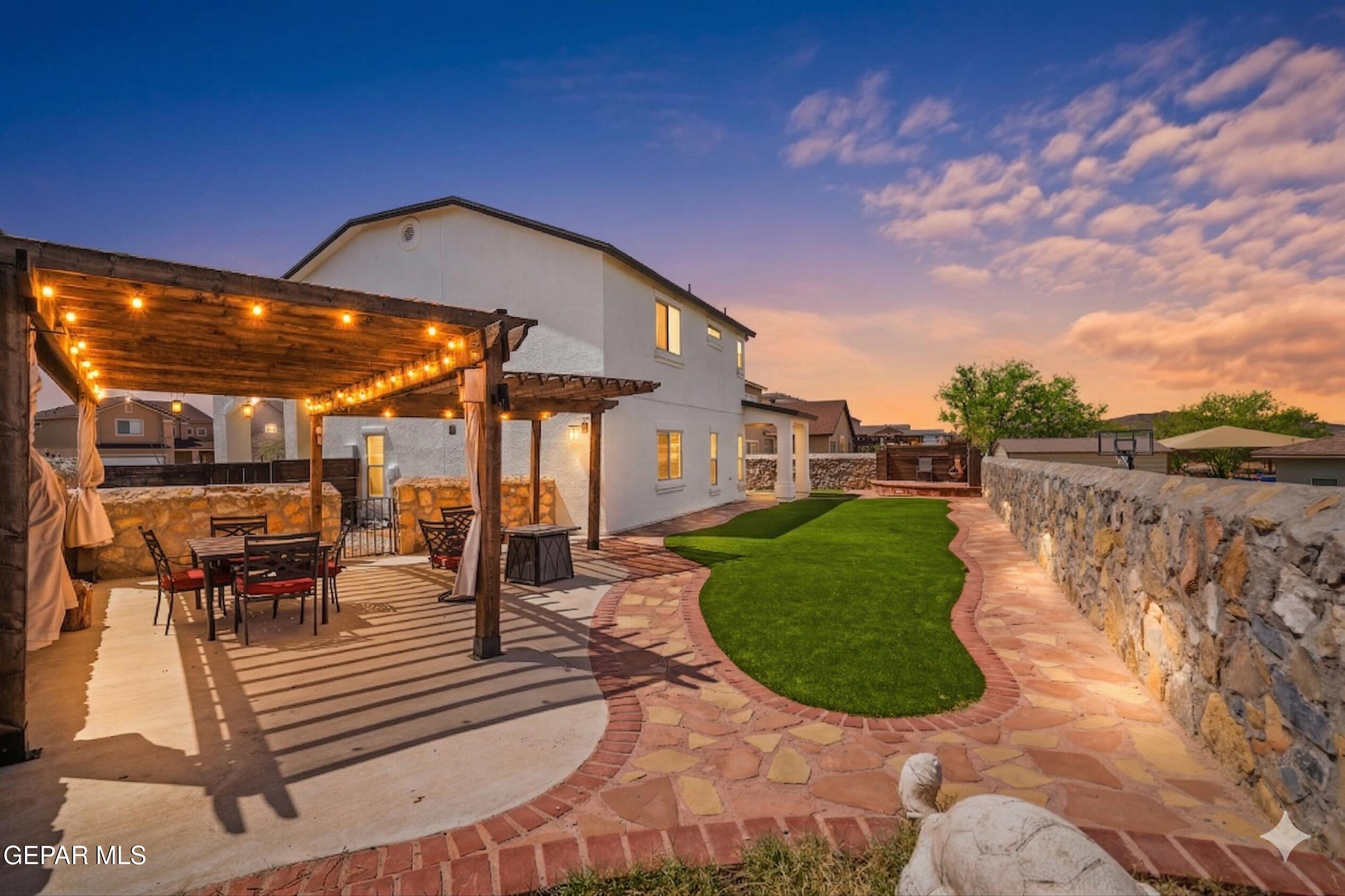 14425 APPLE POINT Court