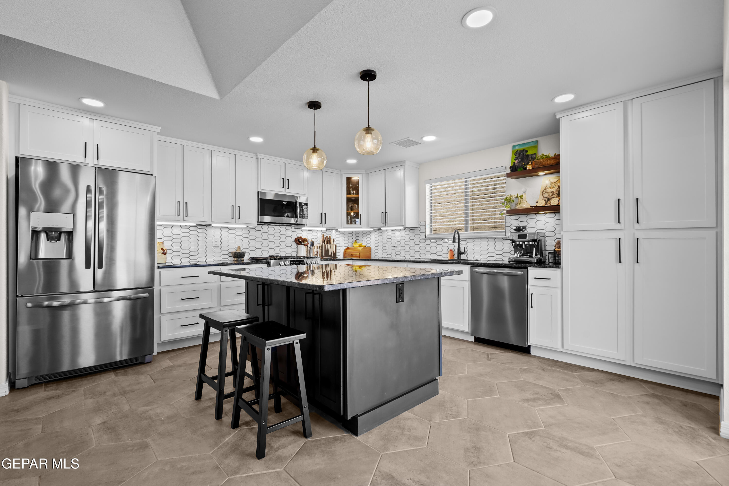 14425 APPLE POINT Court