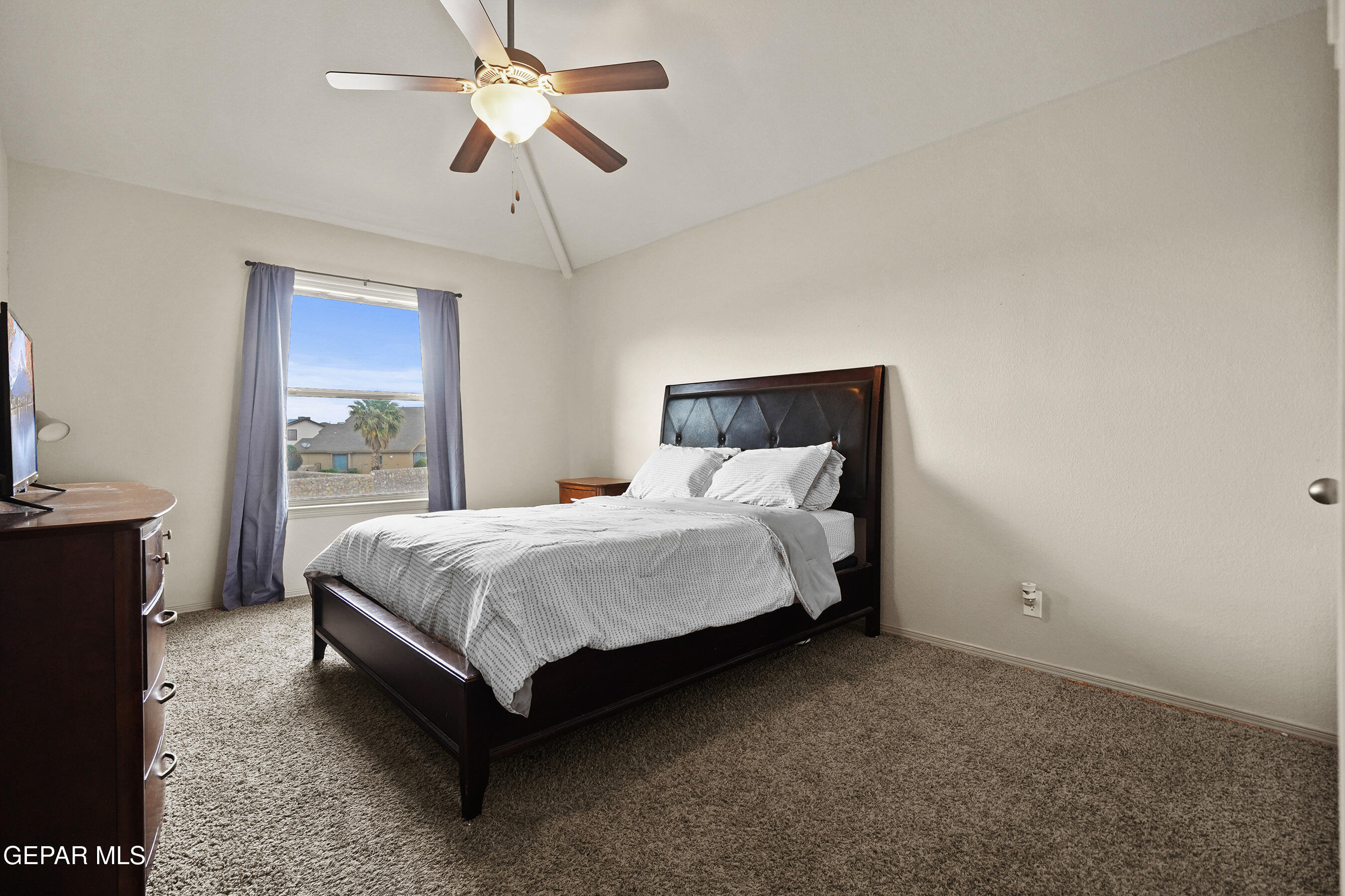 5017 MOON RANCH Lane