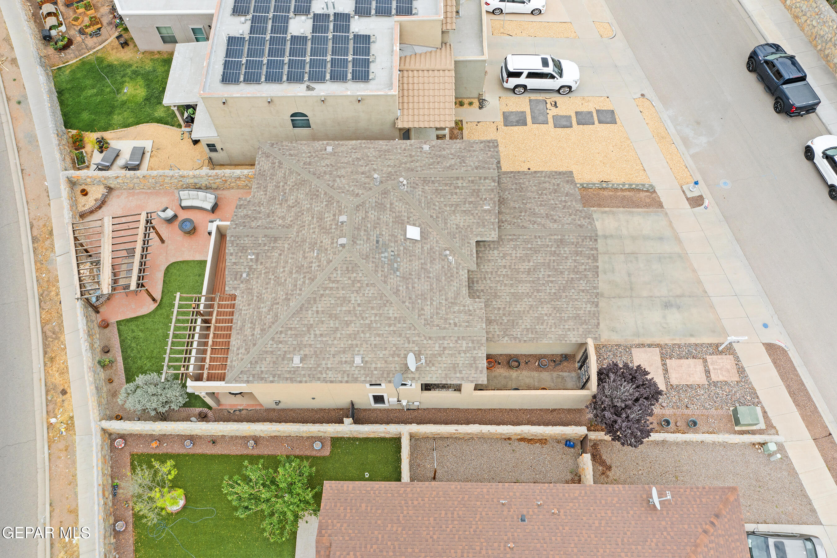 5017 MOON RANCH Lane