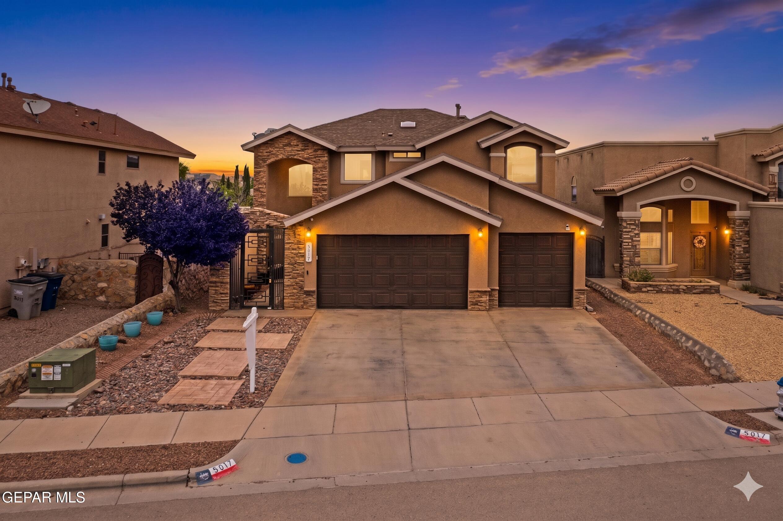 5017 MOON RANCH Lane