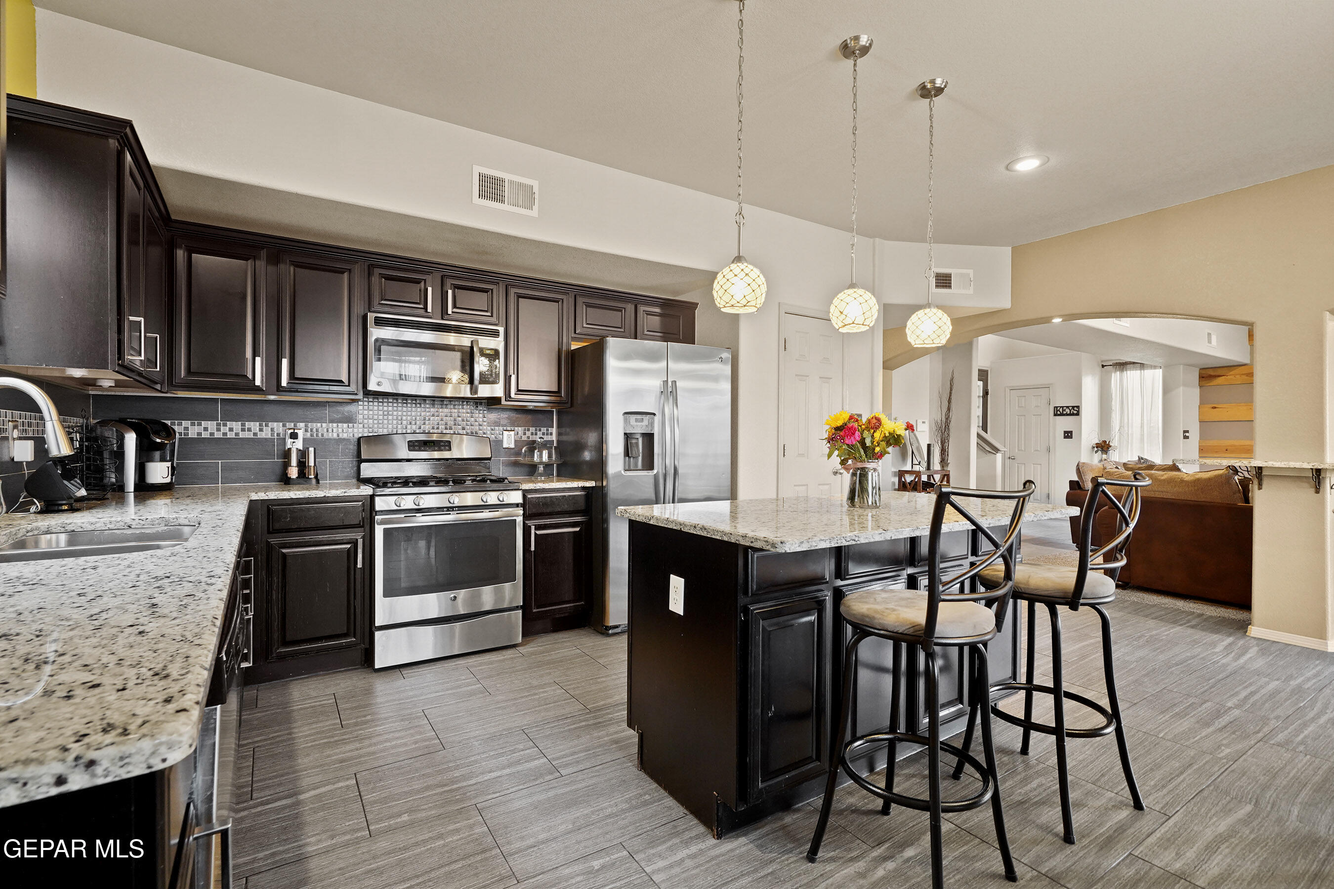 5017 MOON RANCH Lane