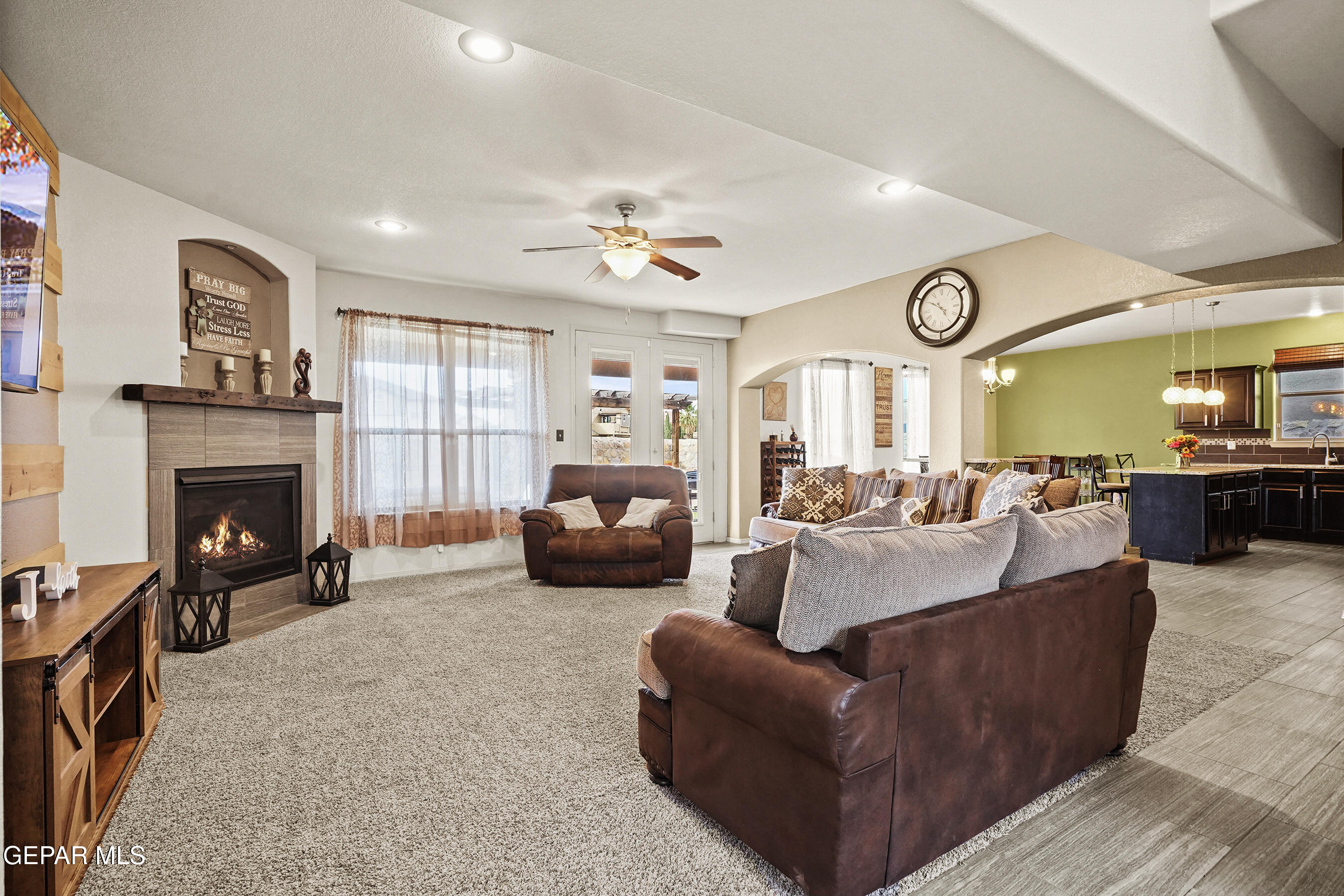 5017 MOON RANCH Lane