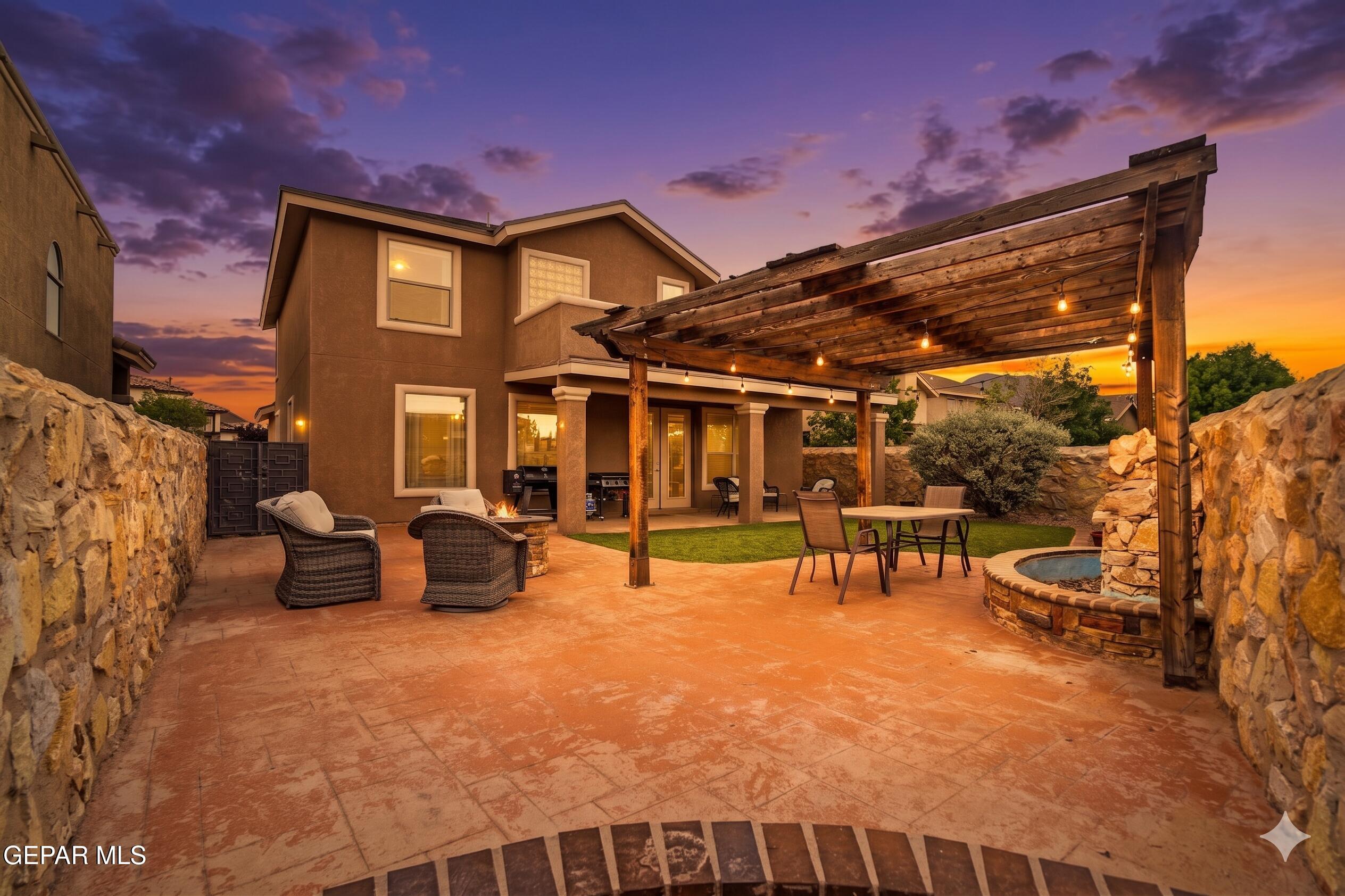 5017 MOON RANCH Lane