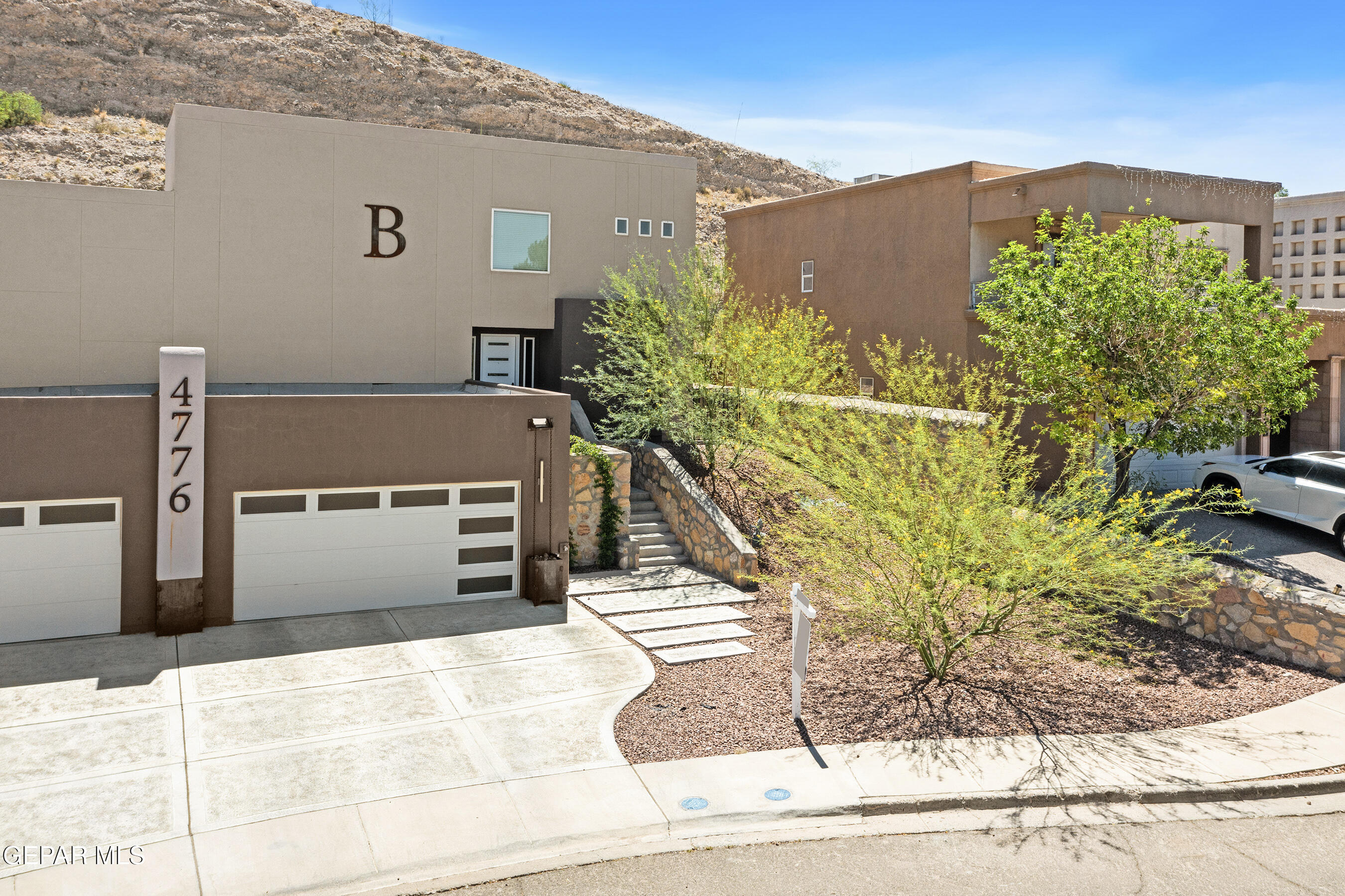 4776 EXCALIBUR Drive B