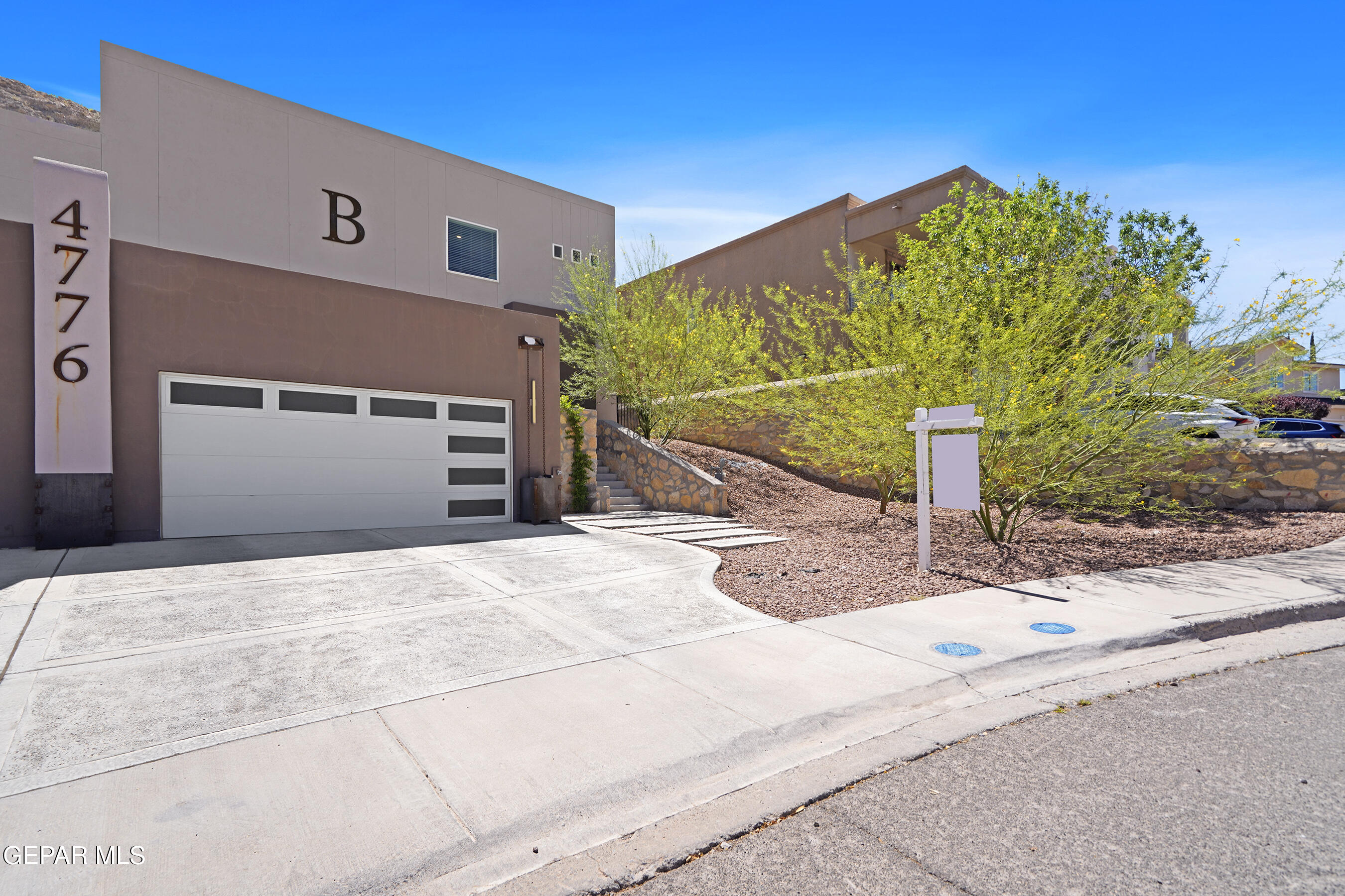 4776 EXCALIBUR Drive B