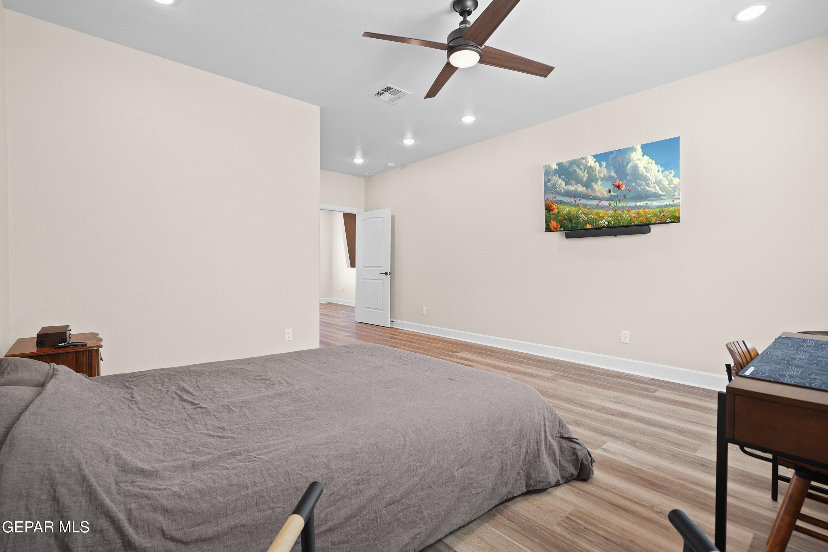 4776 EXCALIBUR Drive B