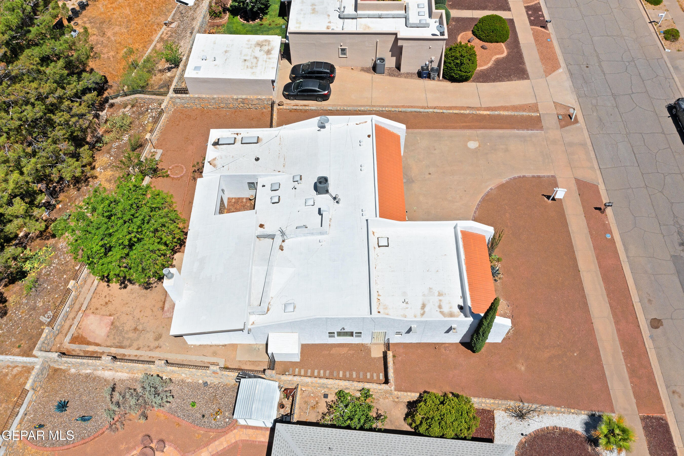 805 MARIMBA Drive