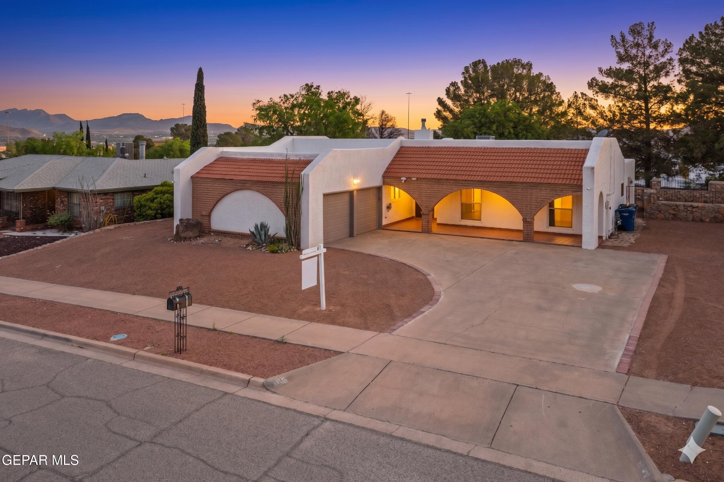805 MARIMBA Drive