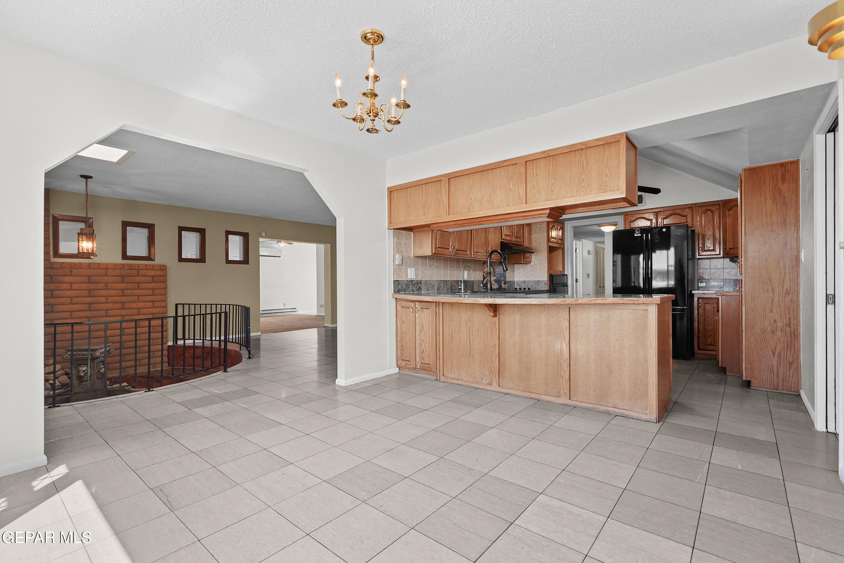 805 MARIMBA Drive