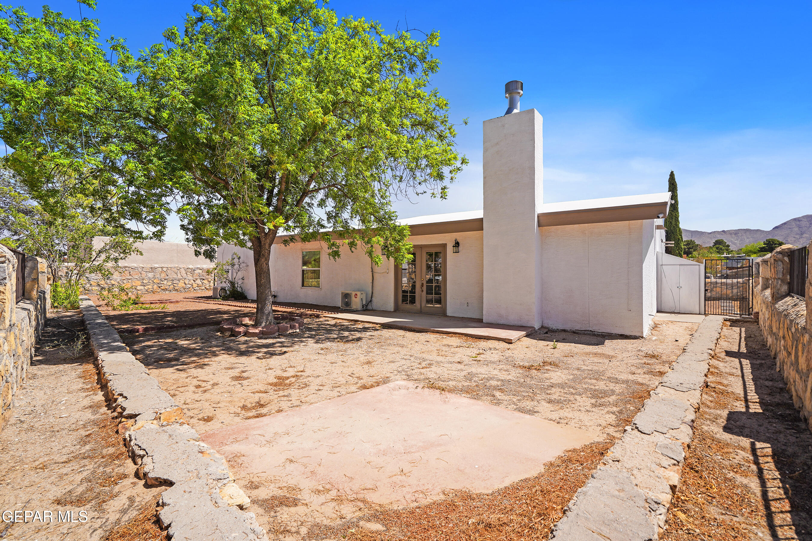805 MARIMBA Drive