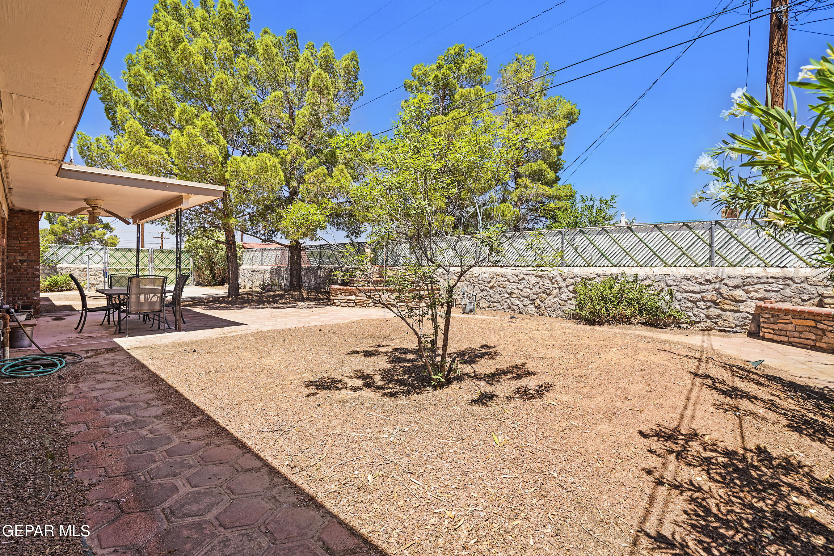 9501 MCINTOSH Drive