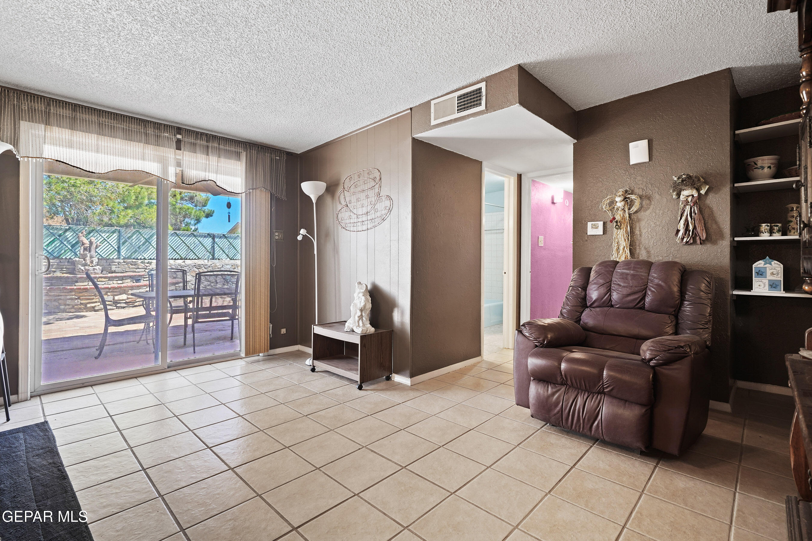 9501 MCINTOSH Drive
