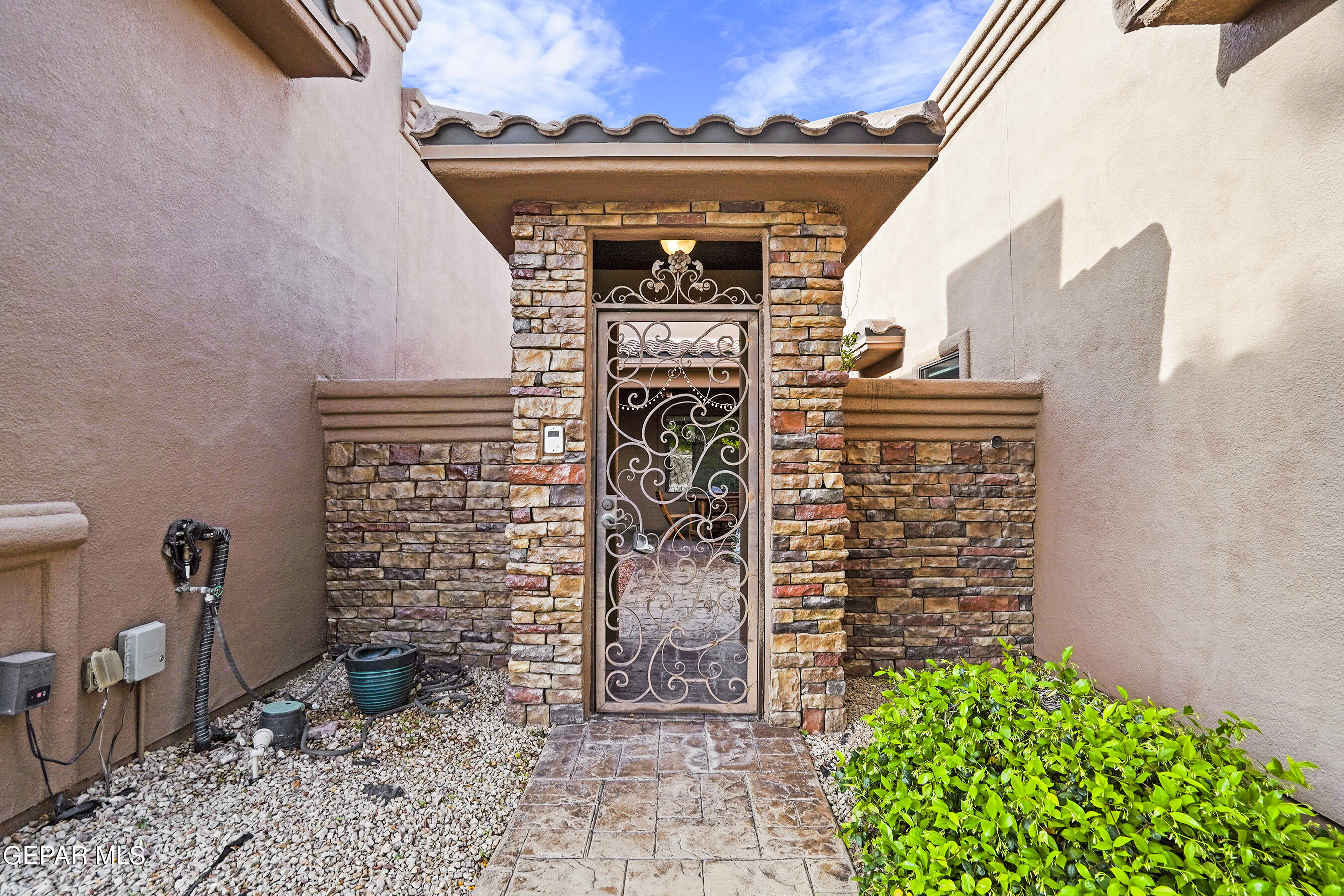 7374 BRAYS LANDING Drive