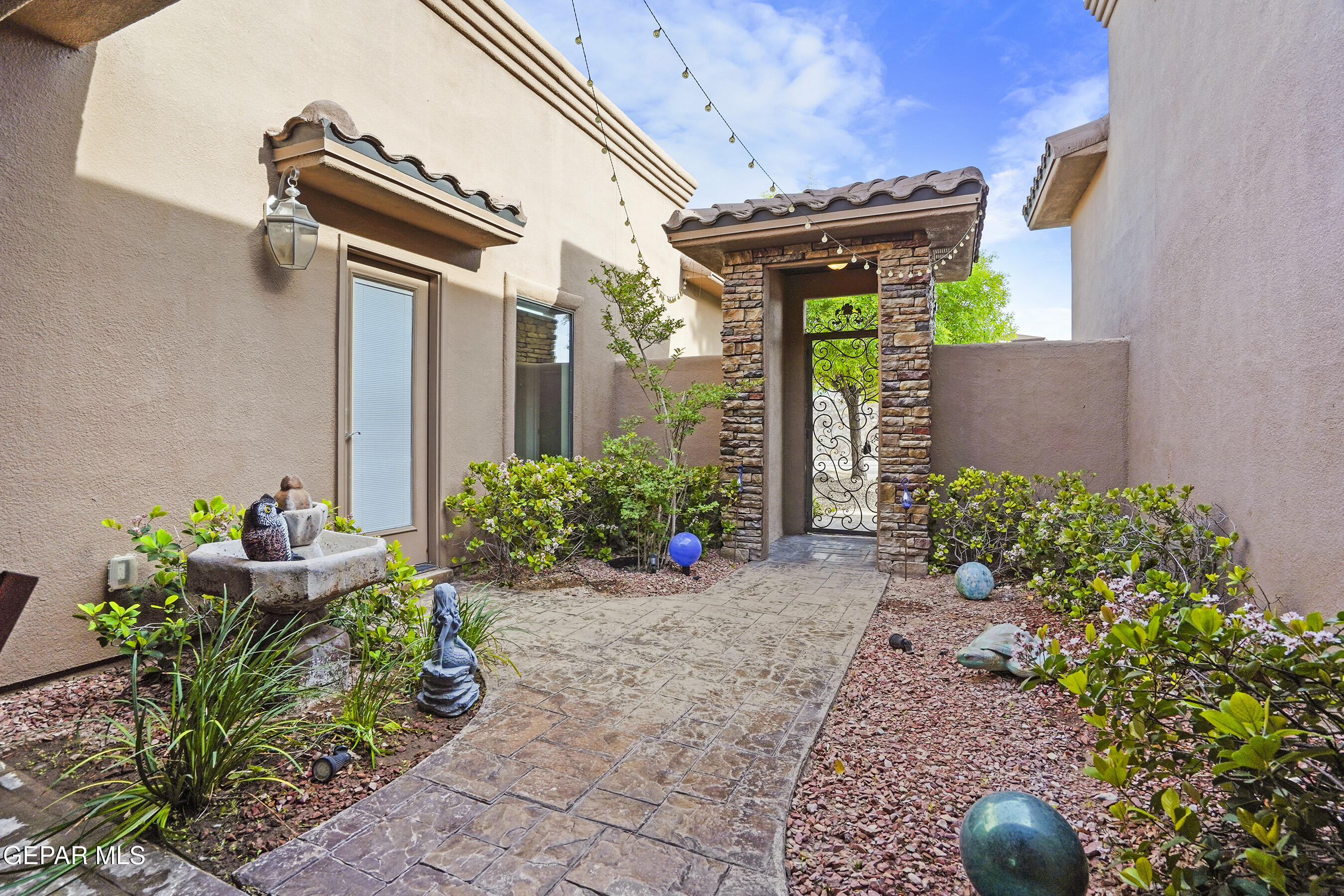 7374 BRAYS LANDING Drive