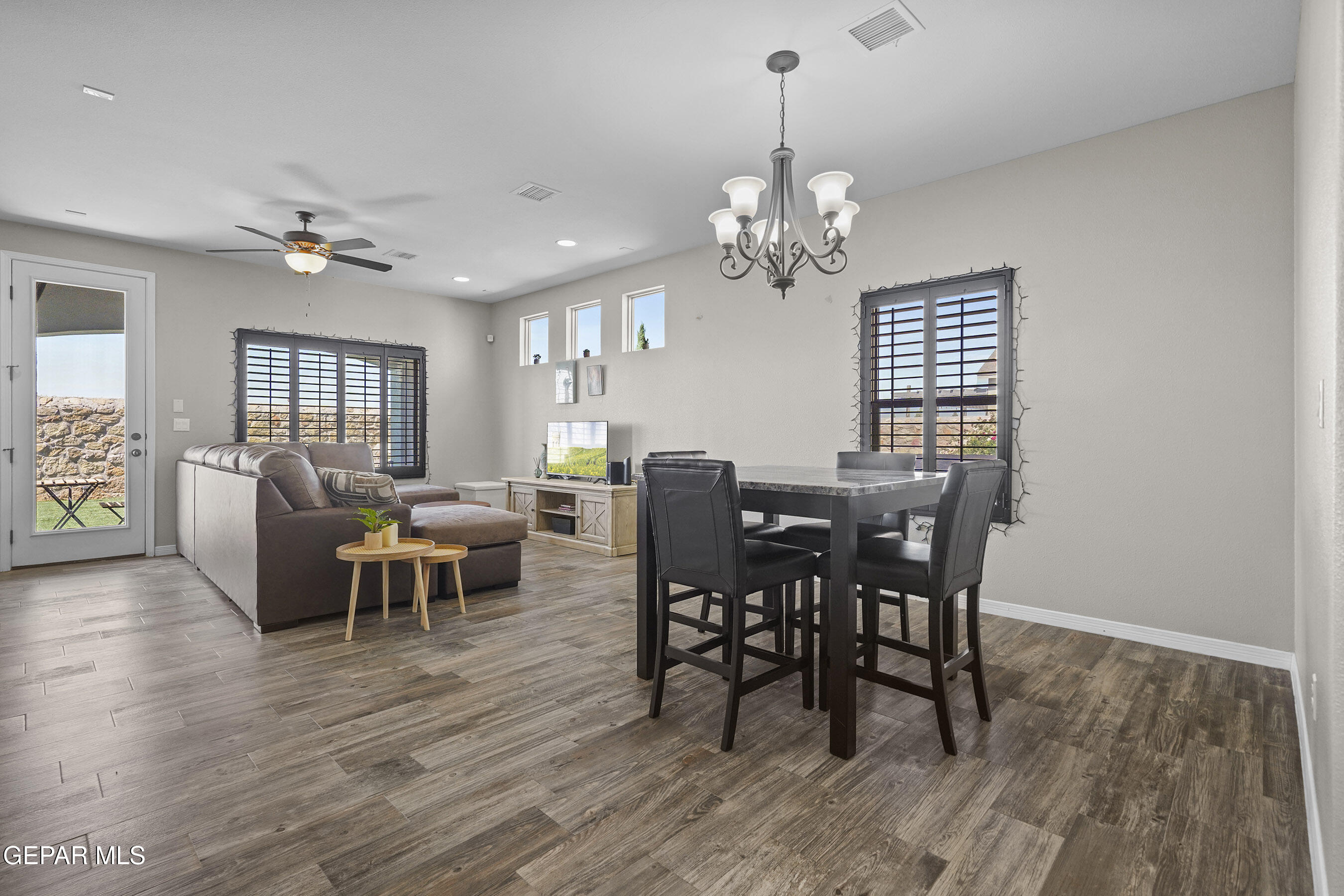 7257 LONG MEADOW Drive