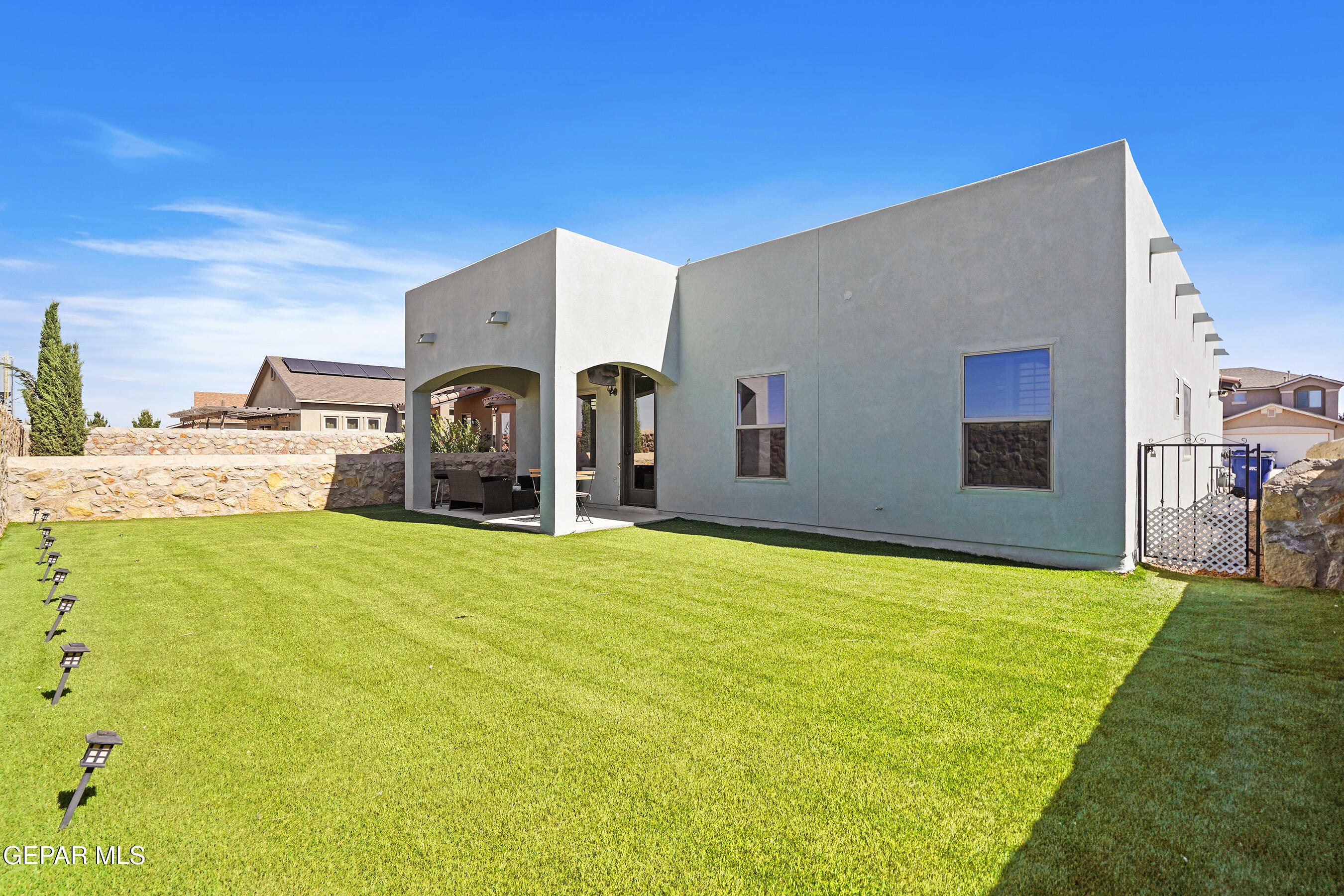7257 LONG MEADOW Drive