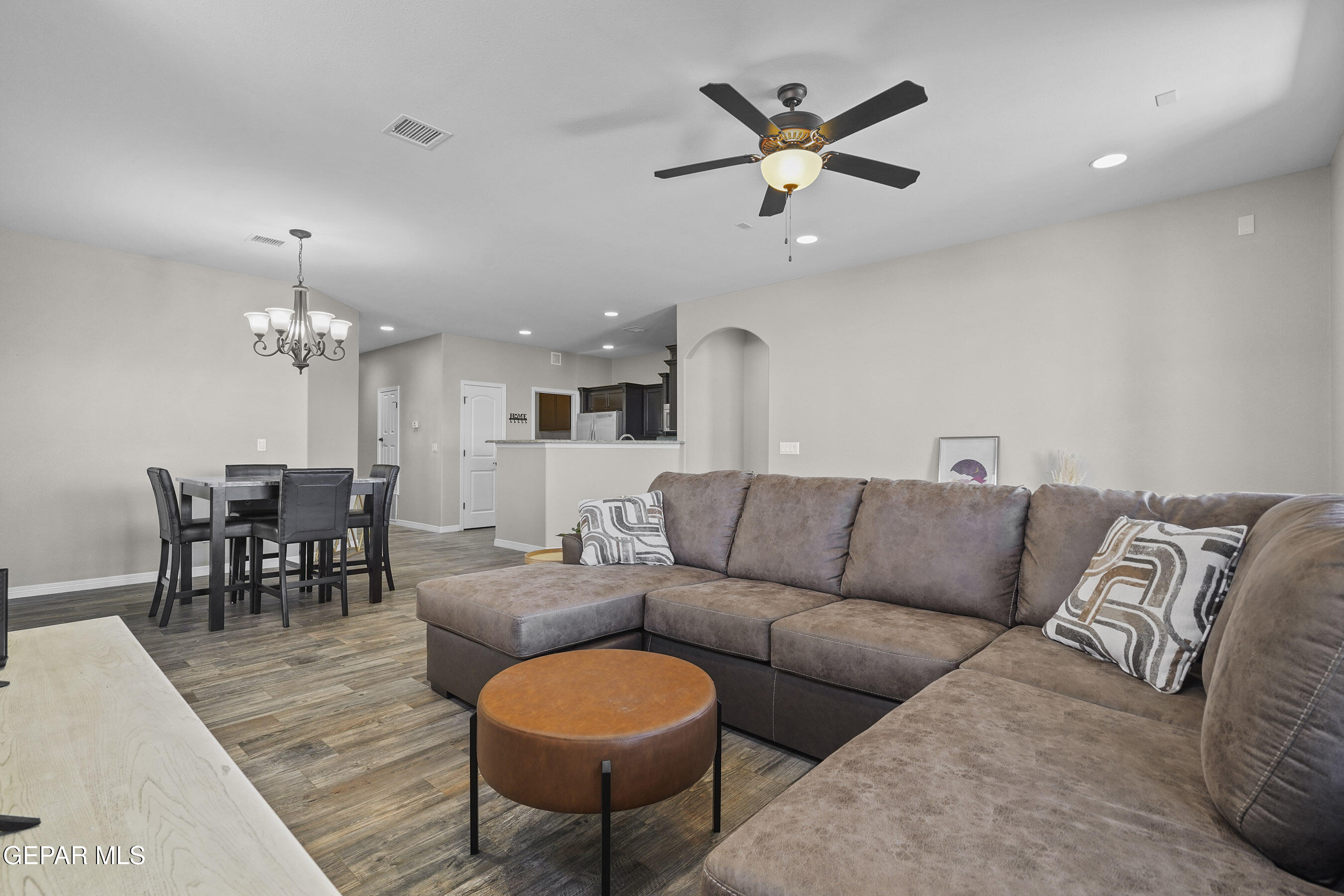 7257 LONG MEADOW Drive