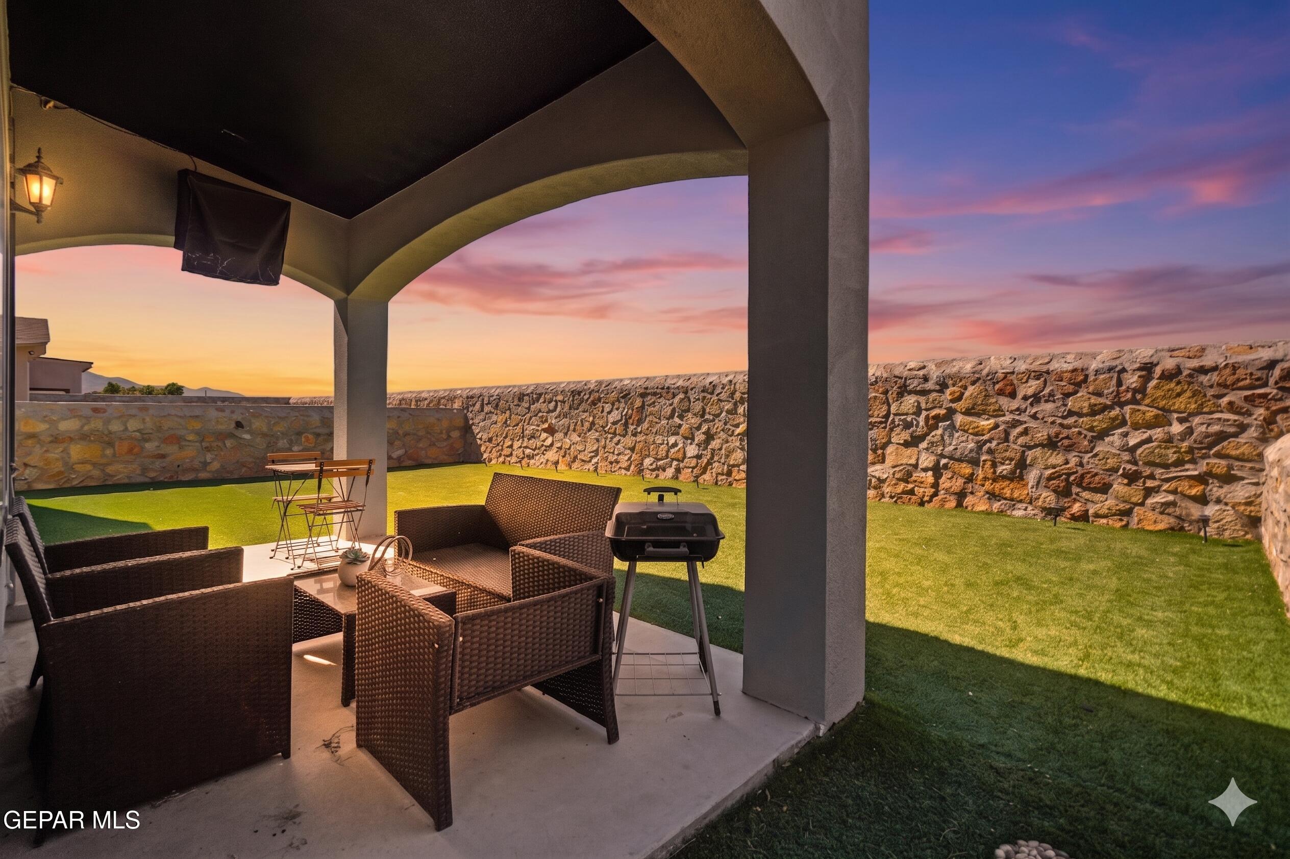 7257 LONG MEADOW Drive