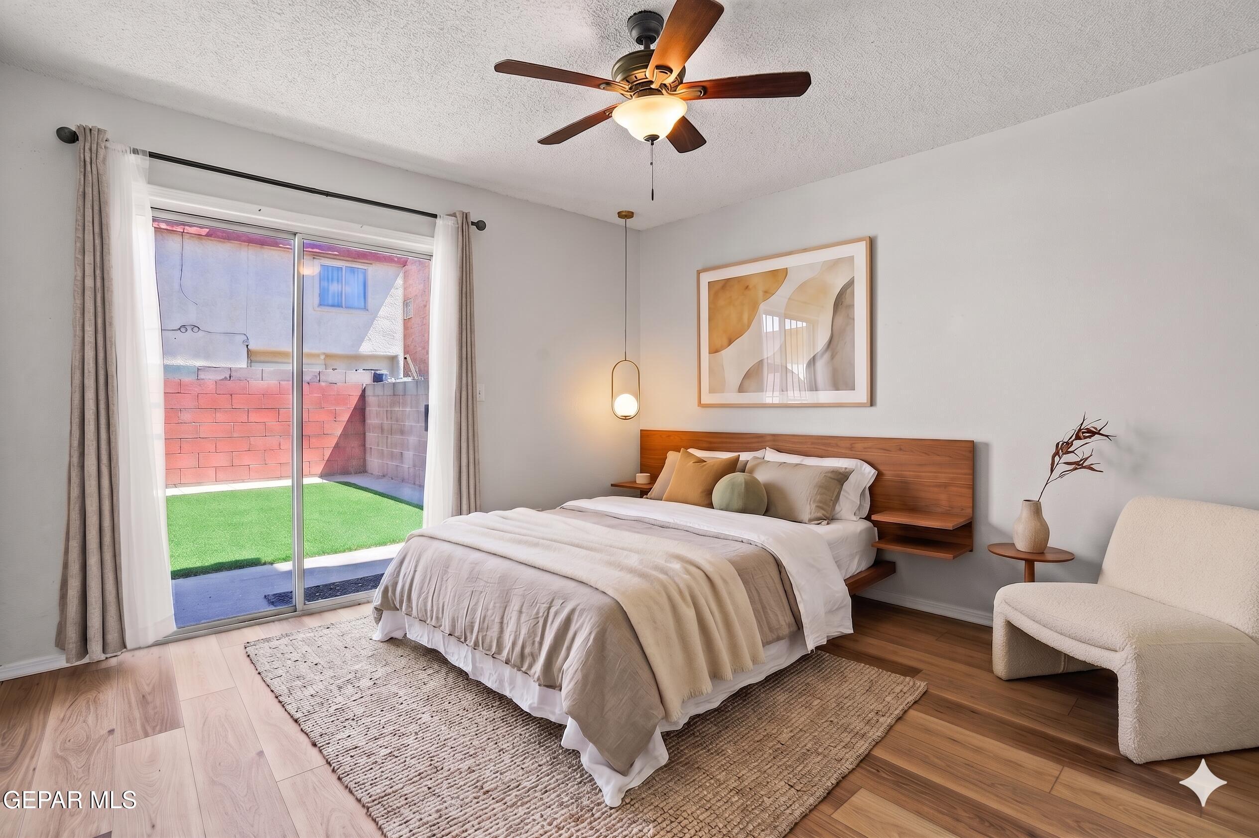 11023 SPLENDOR Court