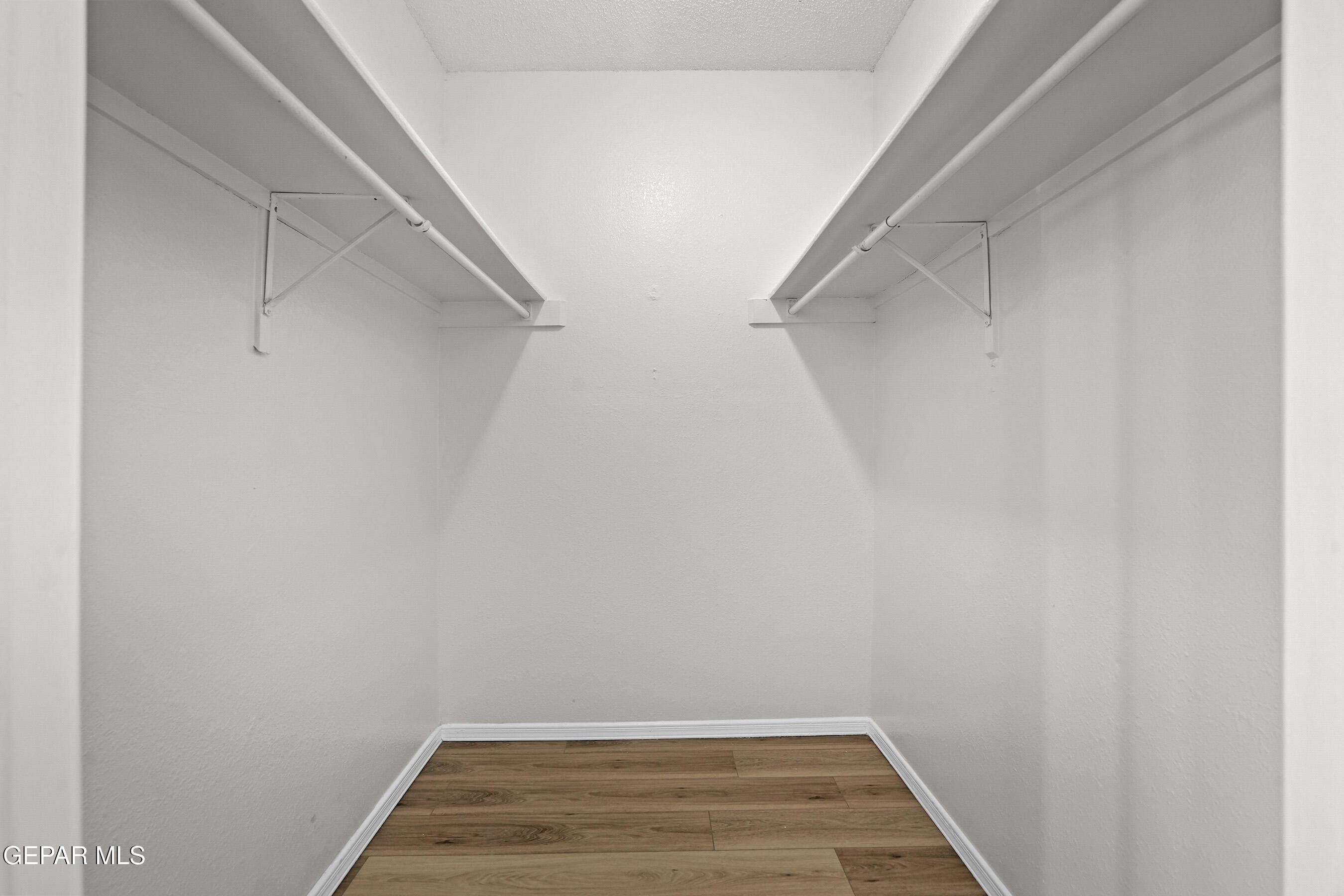 11023 SPLENDOR Court