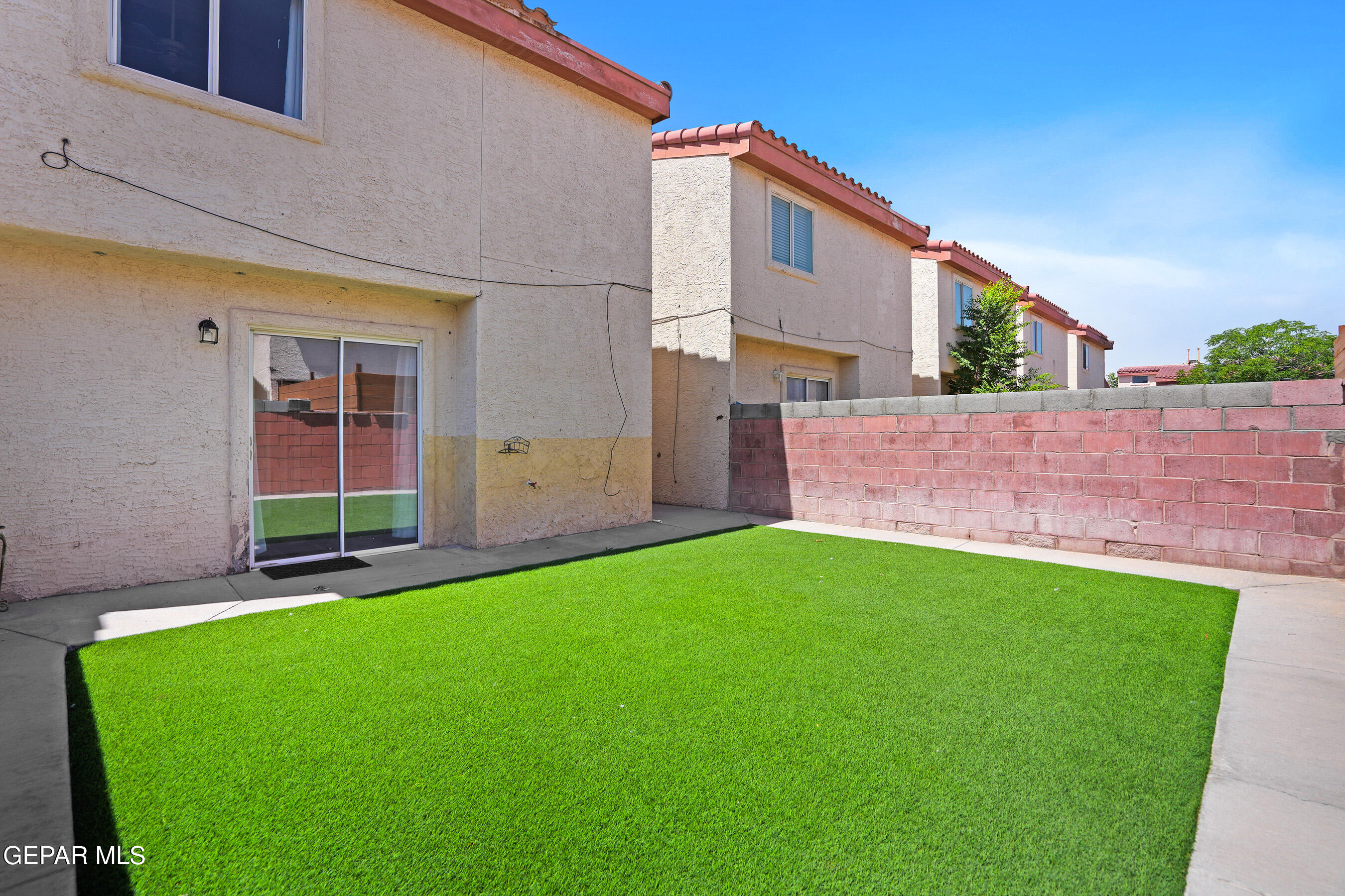 11023 SPLENDOR Court