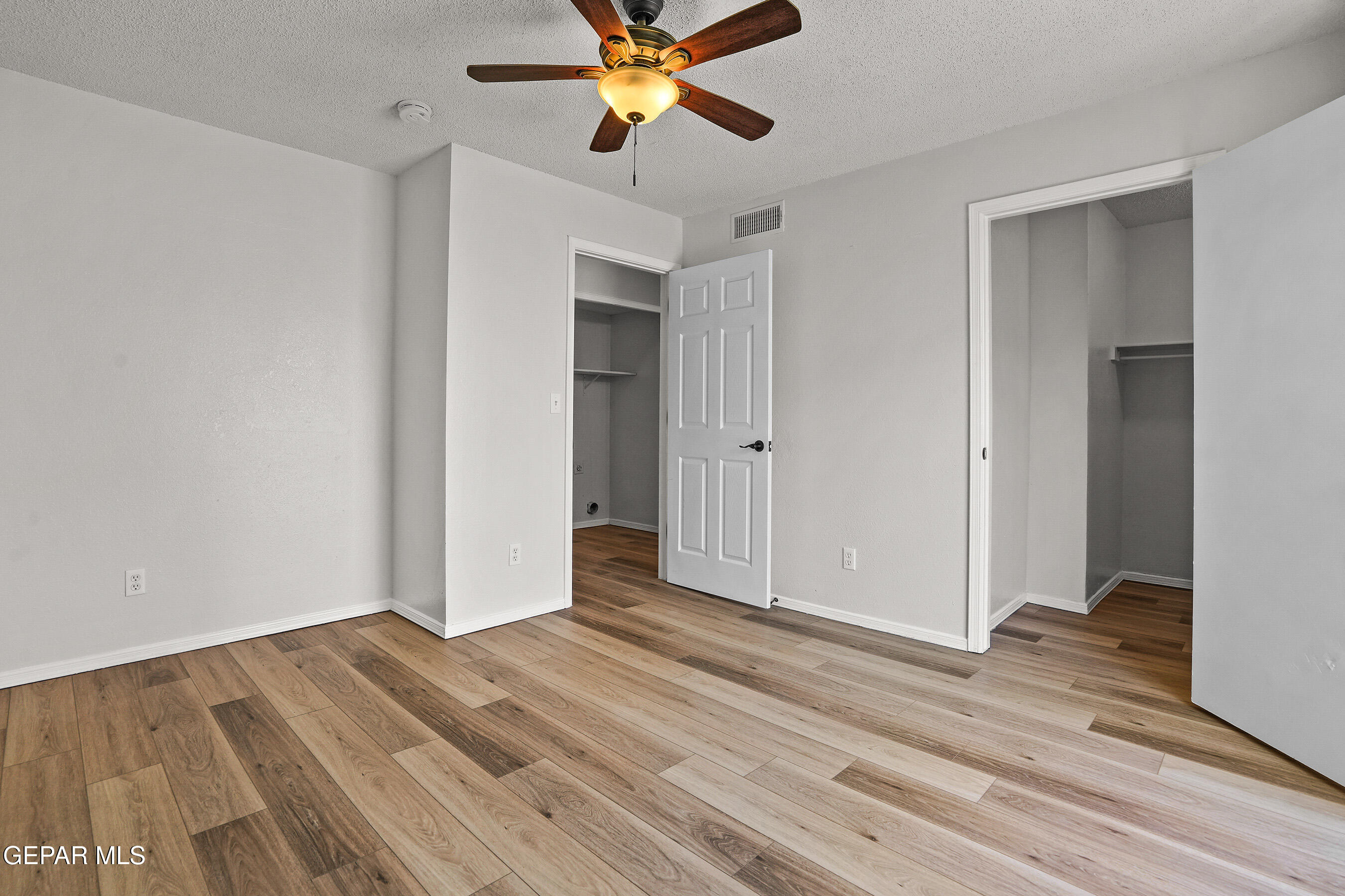 11023 SPLENDOR Court