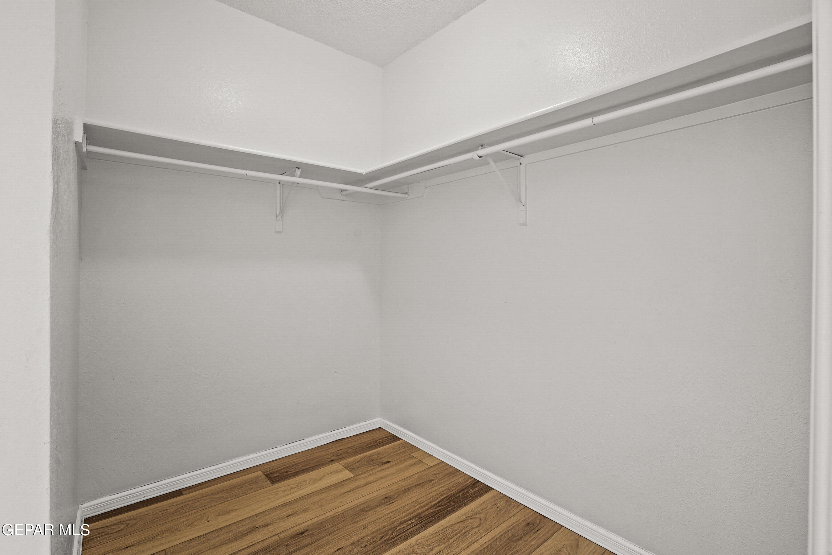 11023 SPLENDOR Court