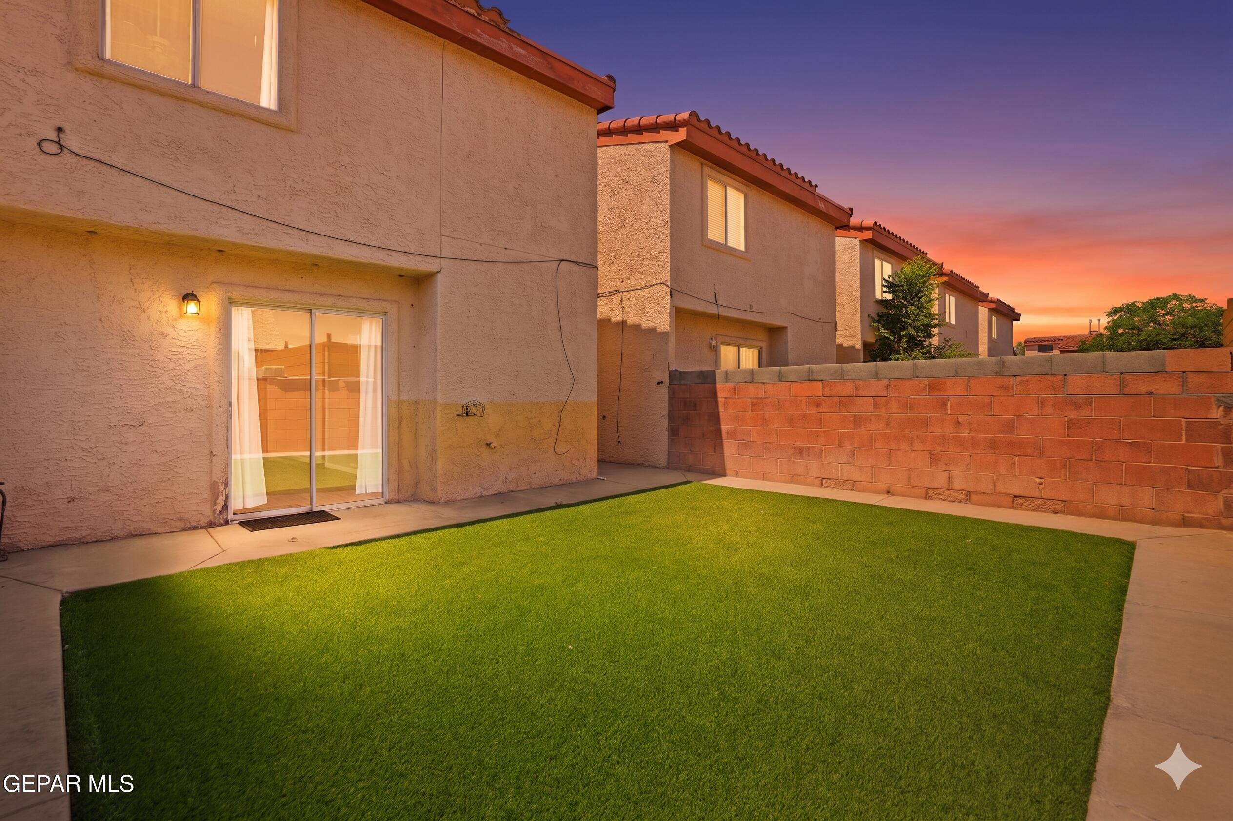 11023 SPLENDOR Court