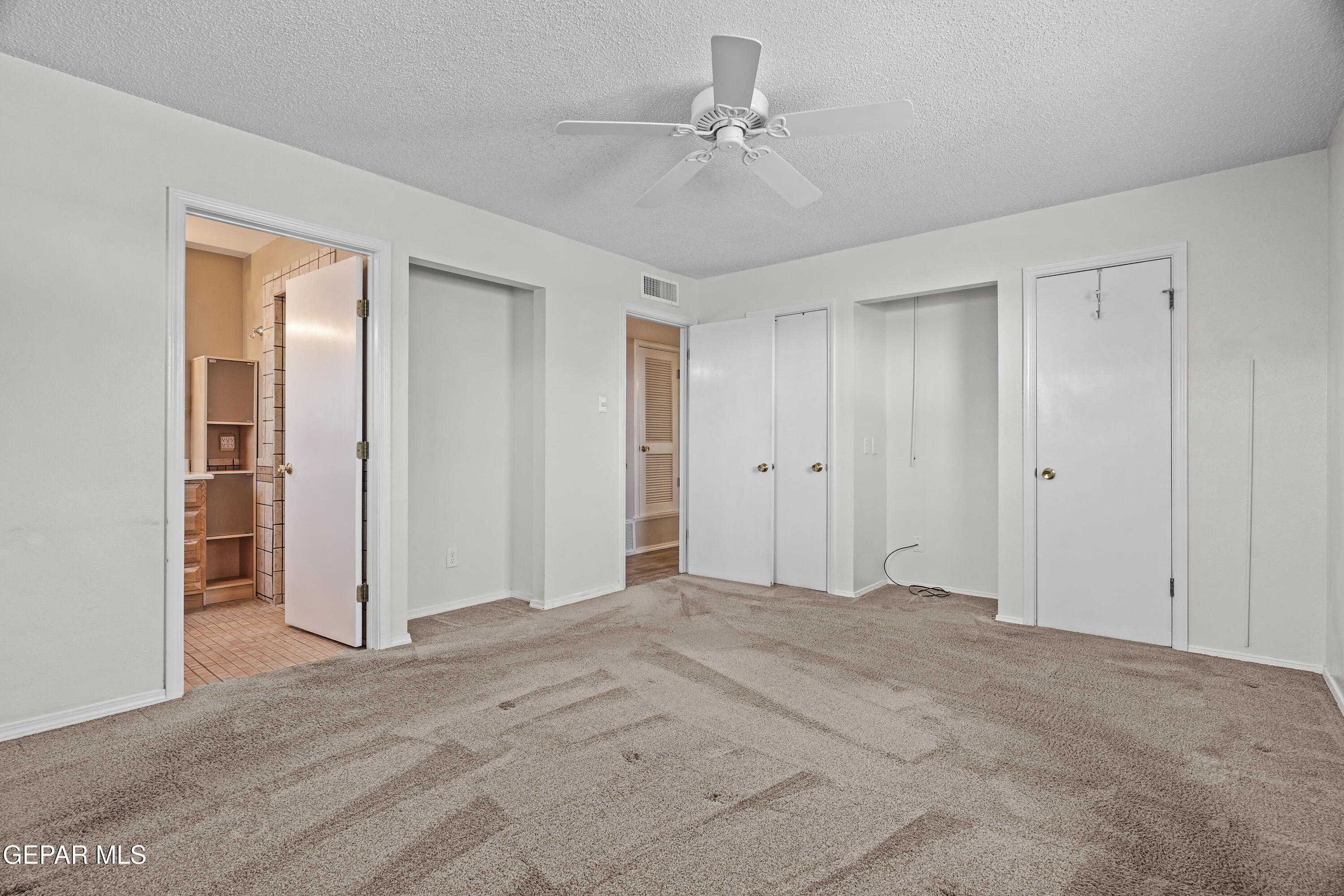 1300 SUNBURST Drive