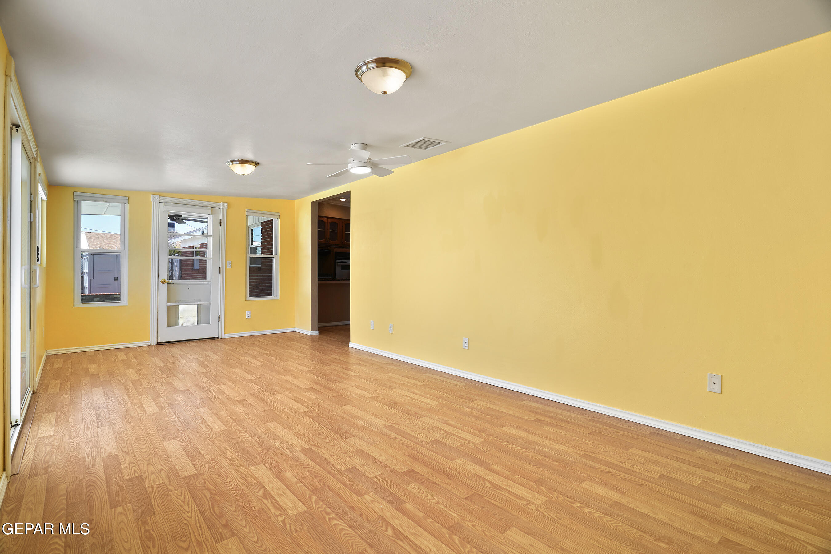 1300 SUNBURST Drive