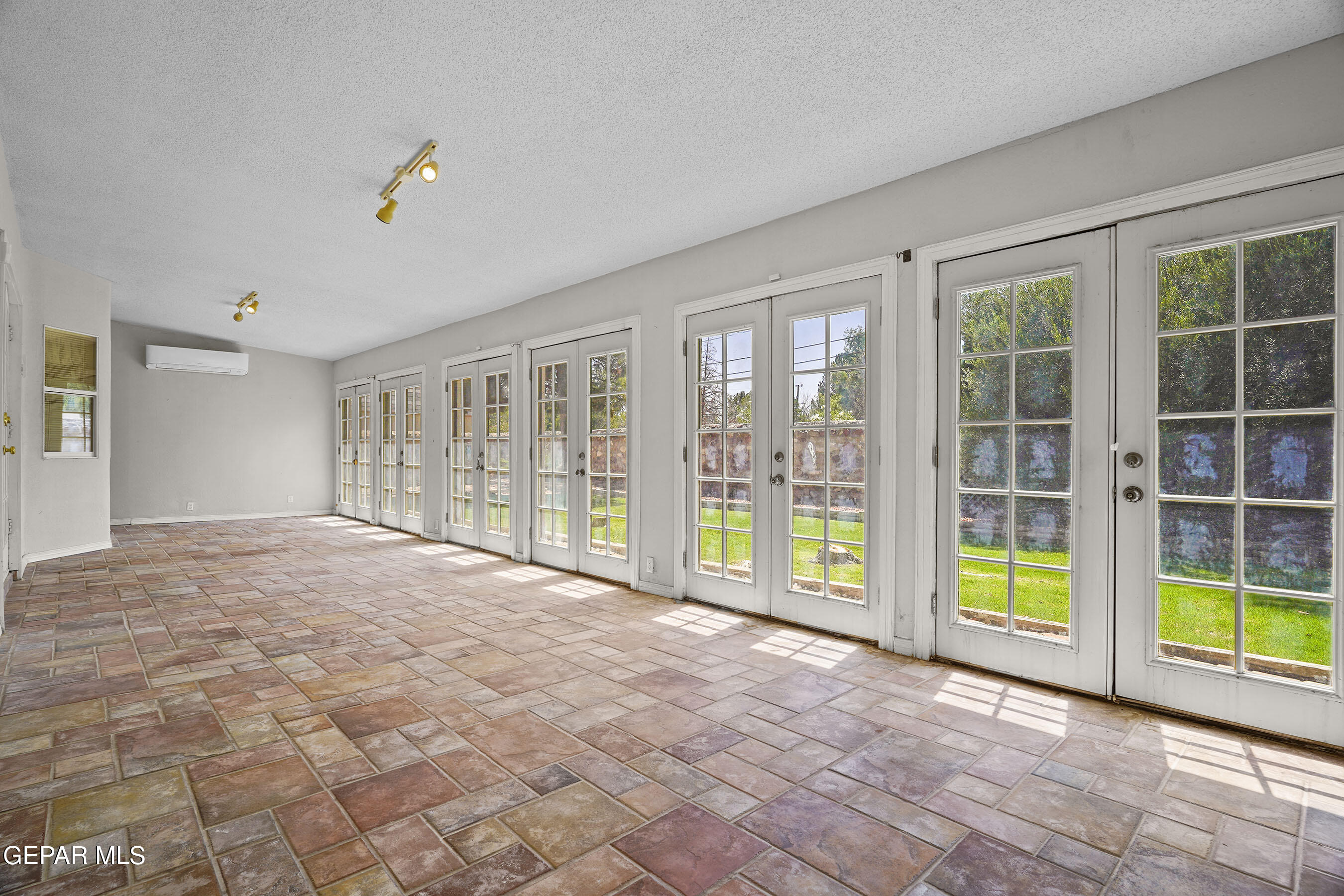 360 RIO ESTANCIA Drive