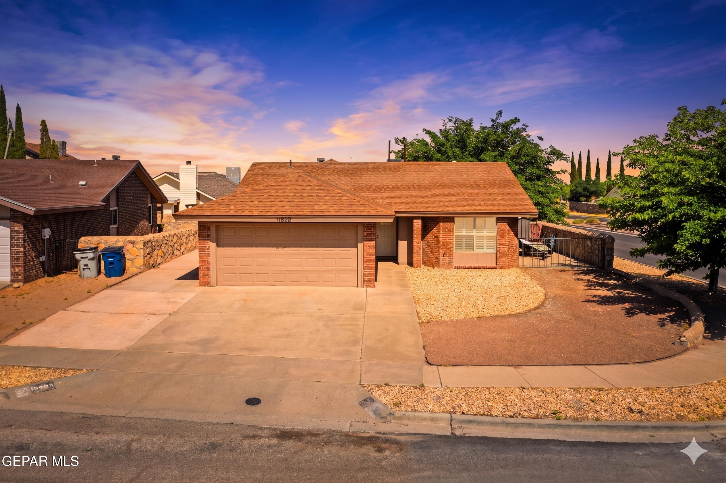 10900 ERNIE BANKS Drive