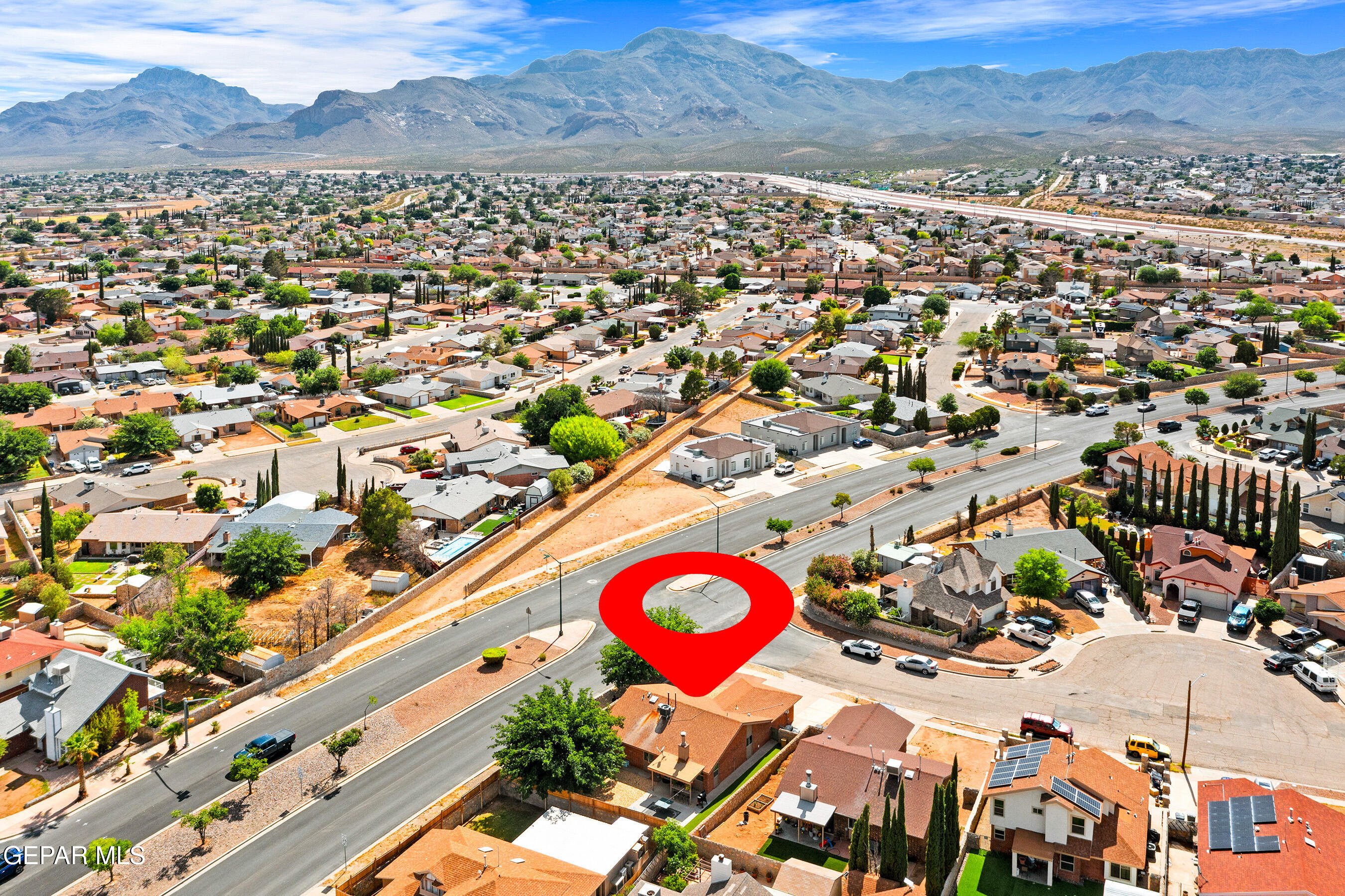 10900 ERNIE BANKS Drive