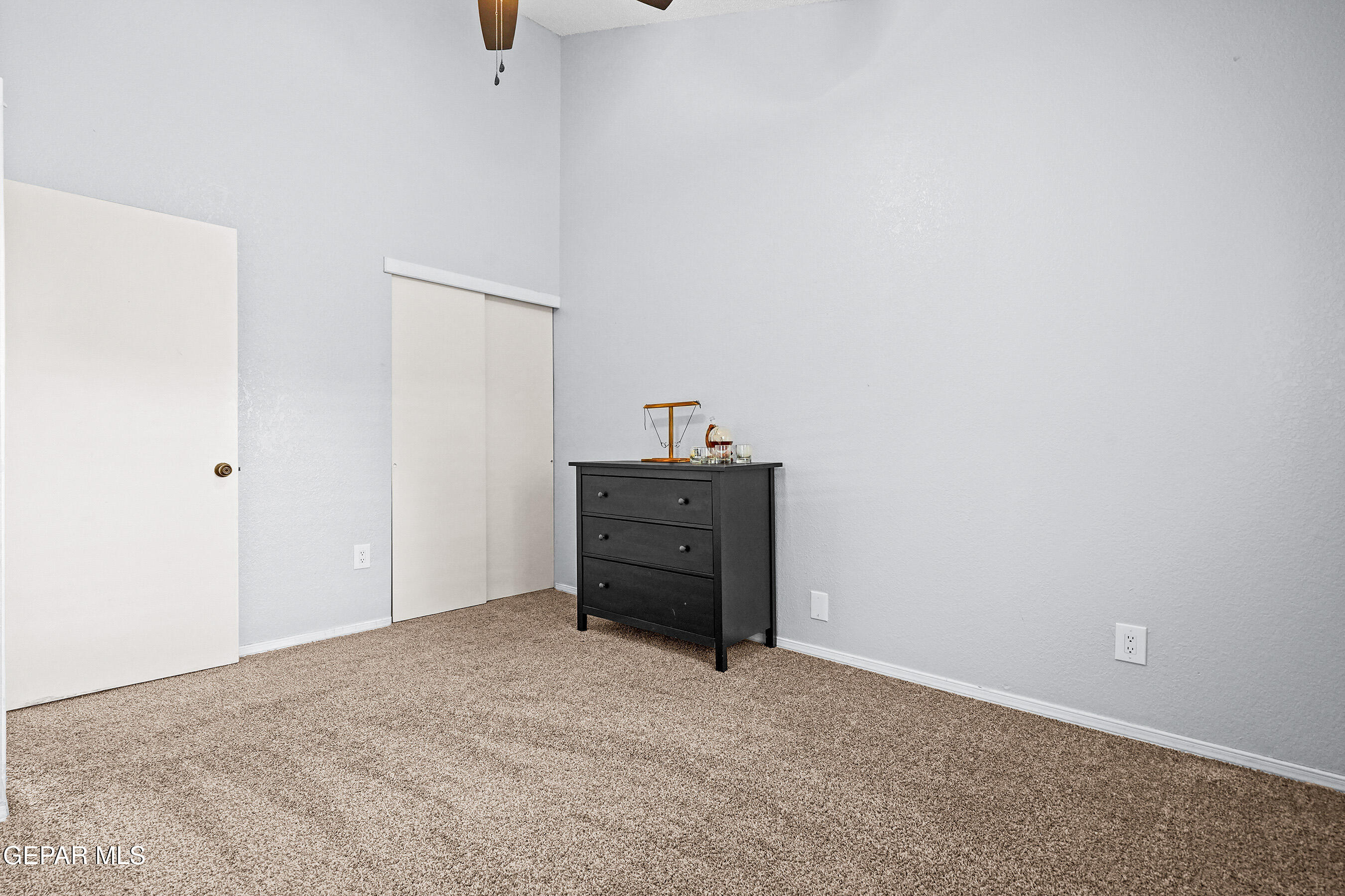 10900 ERNIE BANKS Drive